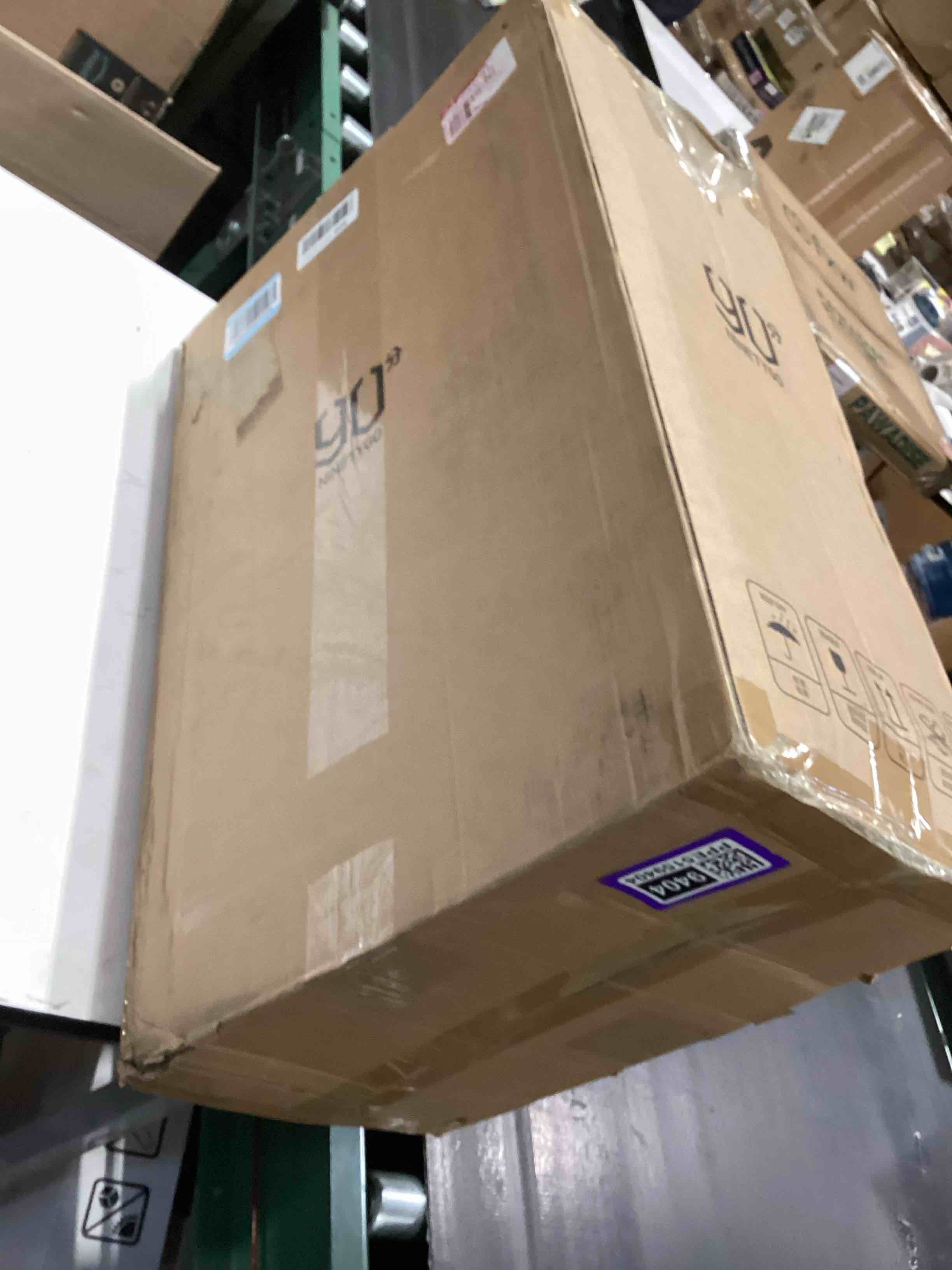 Condition photo showing Good Condition for similar to…24 inch luggage with spinner wheels, checked luggage, large luggage for 5-7 days travel, 100% hardshell pc, tsa lock, 25.9 x 17.9 x 10.0 (black, rhine)