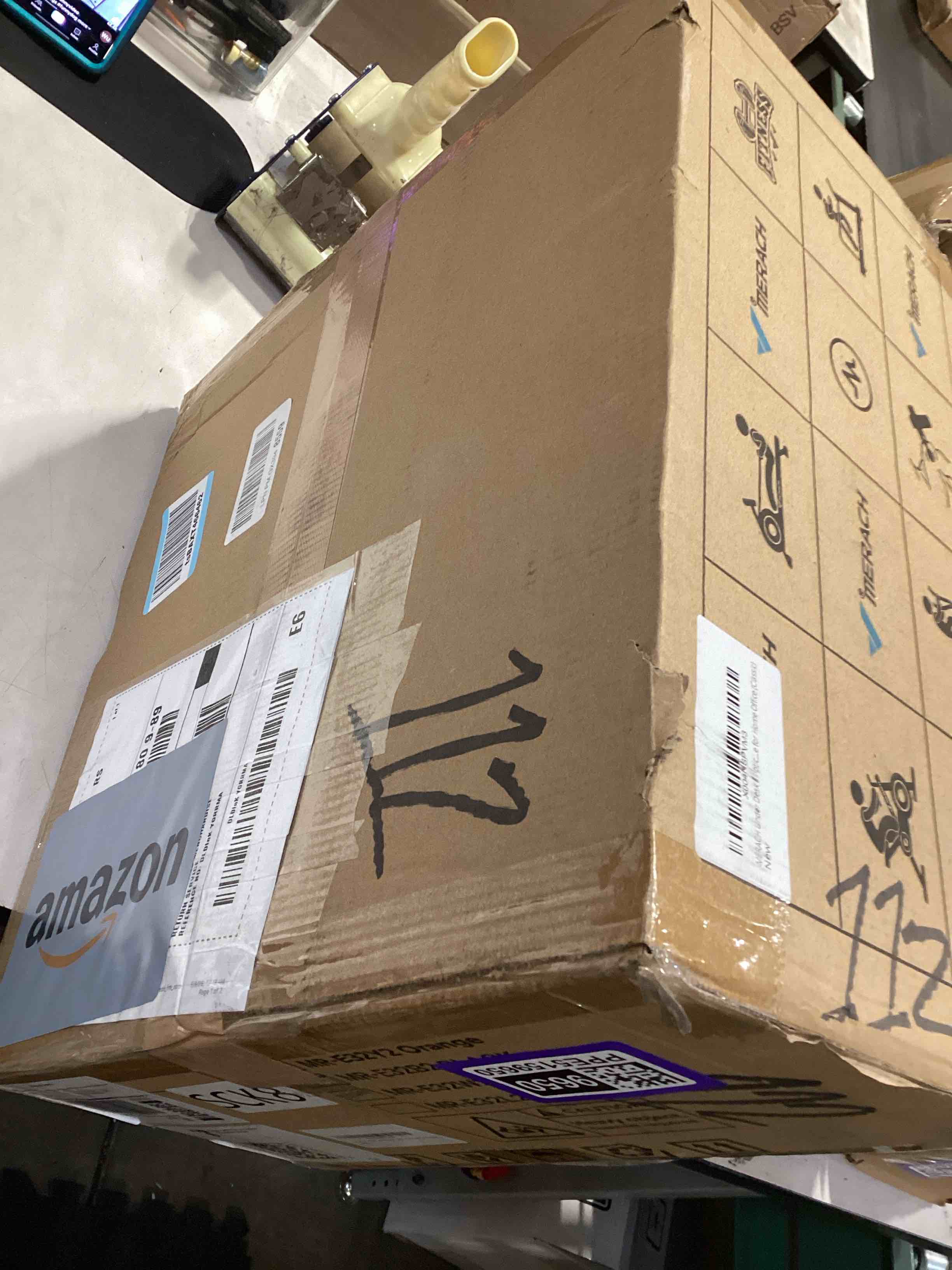 https://s3.amazonaws.com/lotting-images-prod/bidfta/PPE5159650_1781526539622.jpeg