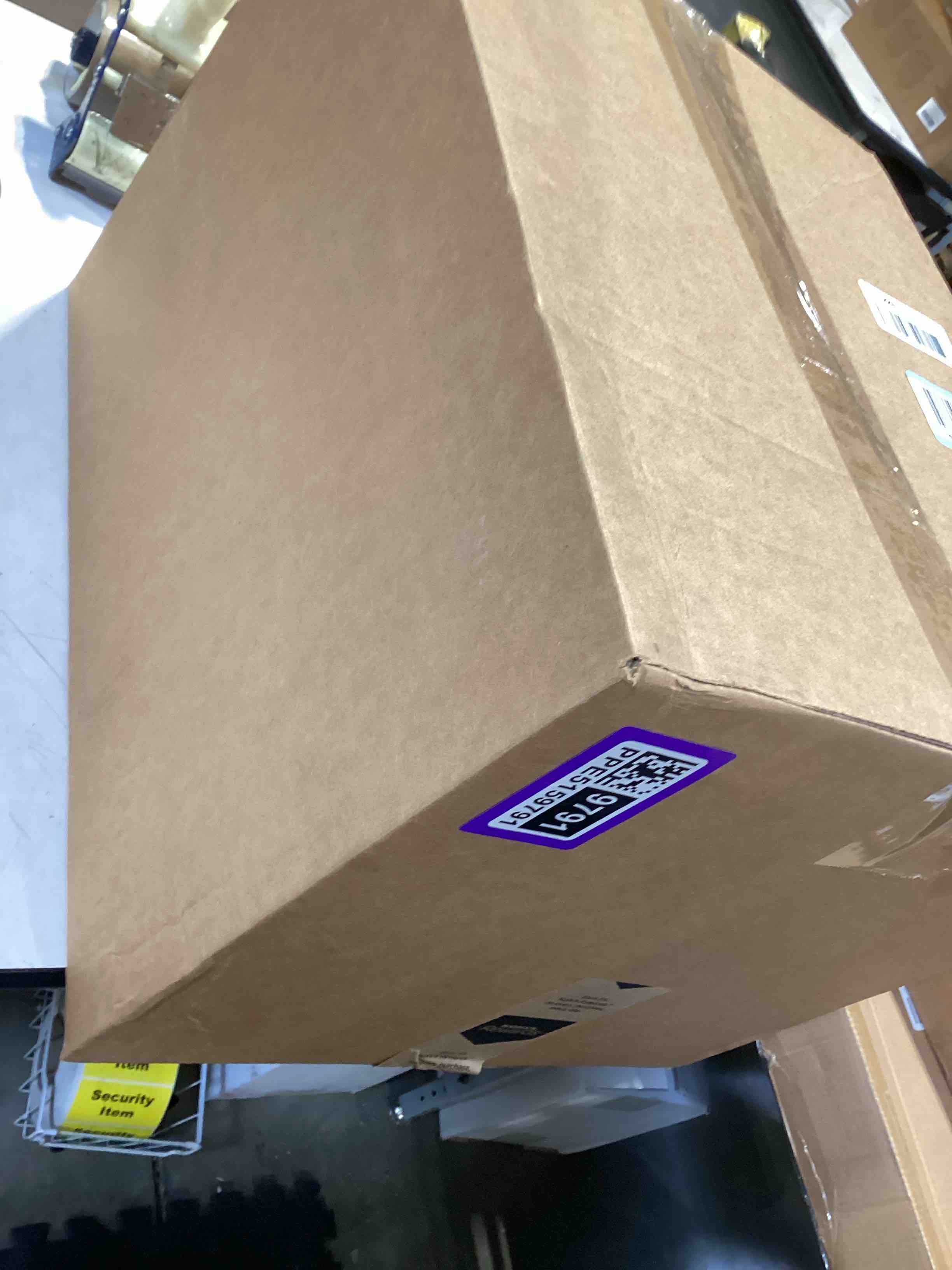 https://s3.amazonaws.com/lotting-images-prod/bidfta/PPE5159791_1781536010334.jpeg
