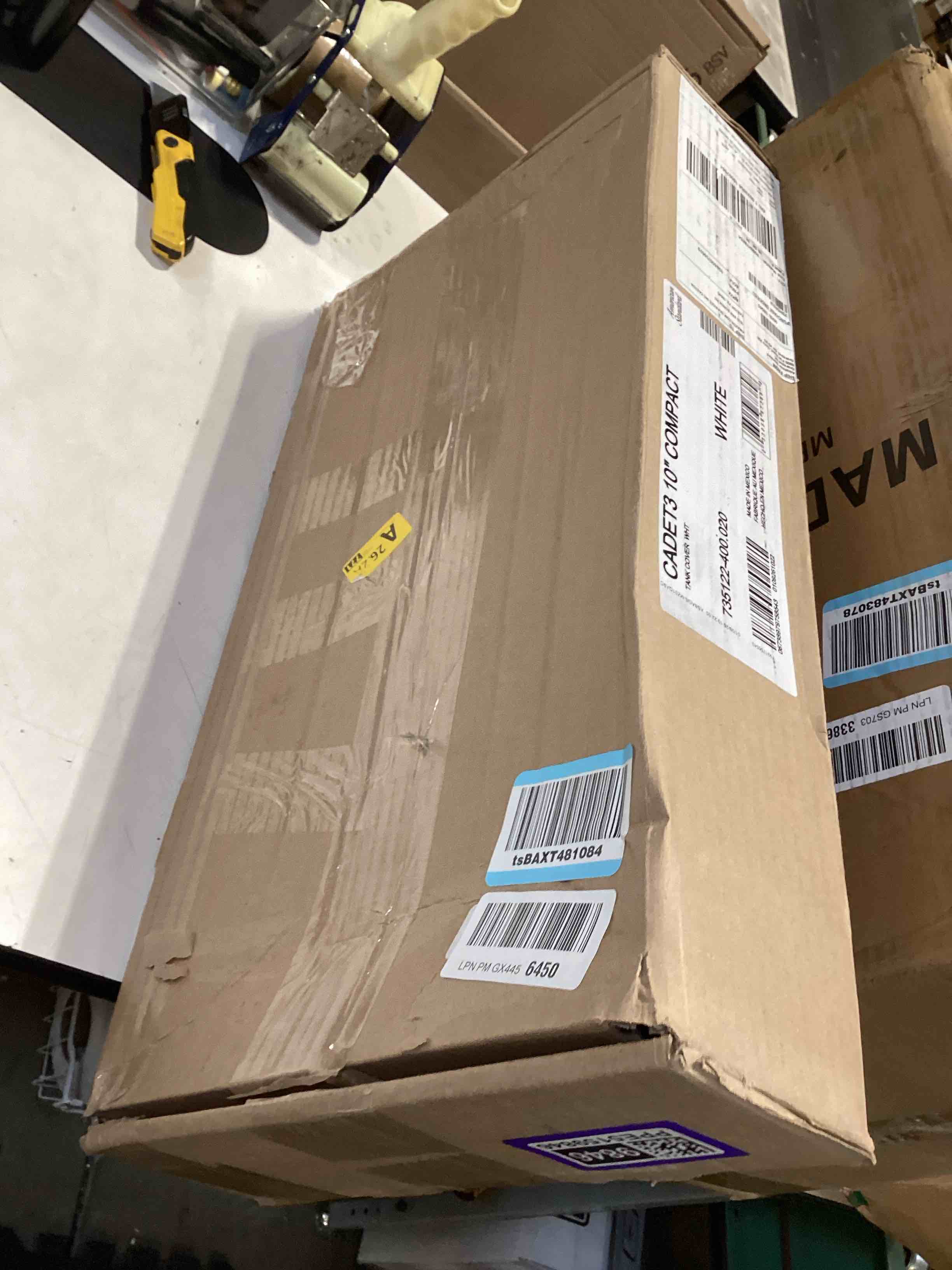 Condition photo showing Good Condition for american standard 735122-400.020 cadet 3 toilet tank cover, 10-in, white cadet 10 in