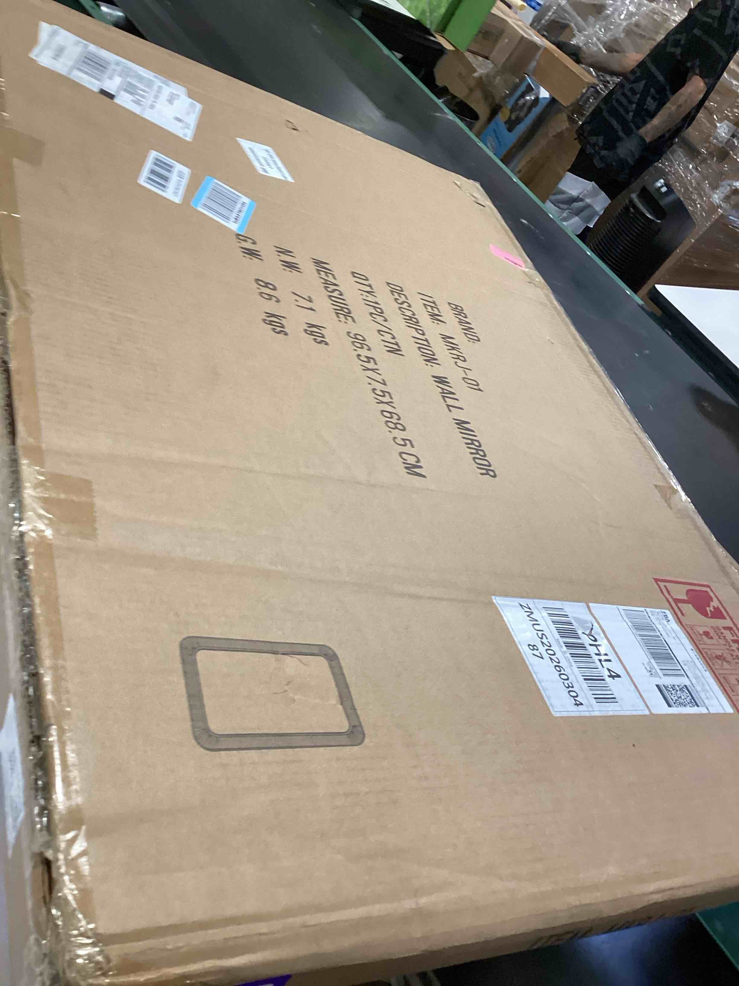 https://s3.amazonaws.com/lotting-images-prod/bidfta/PPE5159924_1781545116388.jpeg