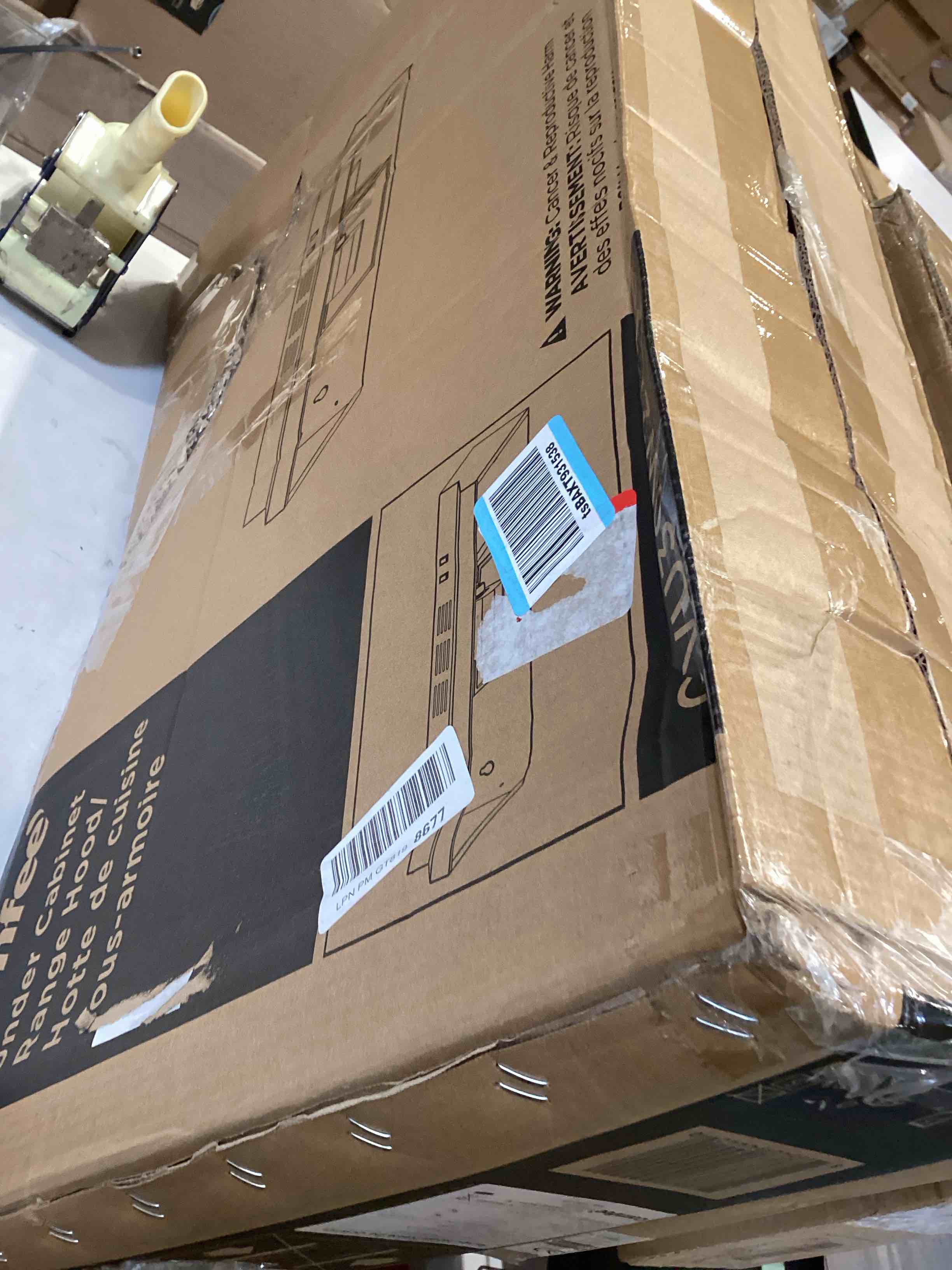 Condition photo showing As Is for comfee' cvu30w2ast range hood 30 inch ducted ductless vent hood durable stainless steel kitchen hood for under cabinet with 2 reusable filter, 200 cfm, 2 speed exhaust fan silver stainless steel 30 inch