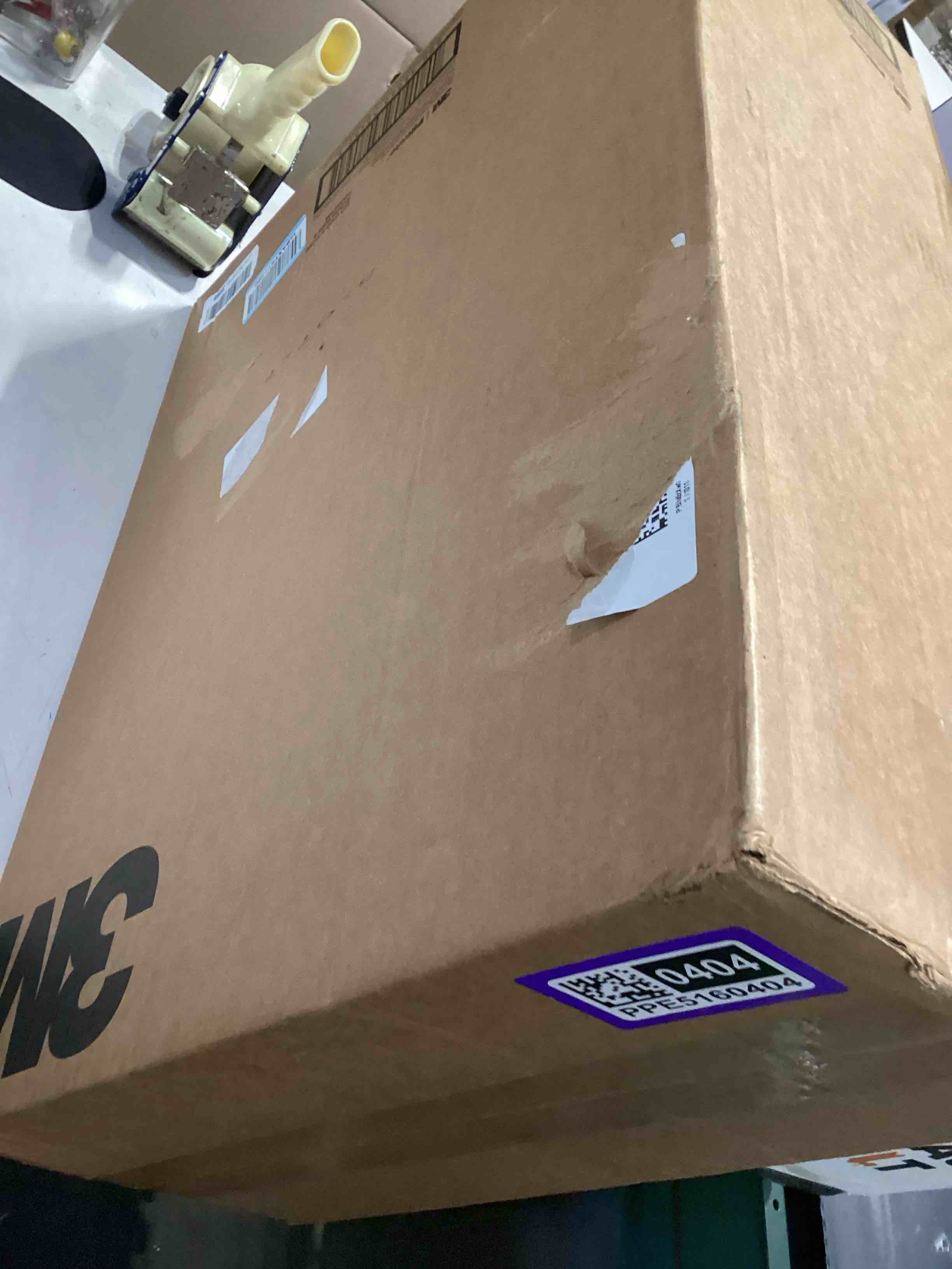 Condition photo showing Good Condition for filtrete 20x25x4 ac furnace air filter, merv 13, mpr 1900, premium allergen, bacteria & virus filter, electrostatic air cleaning filter, 2-pack (actual size 19.75 x 24.62 x 4.31 in) 20x25x4 (standard)