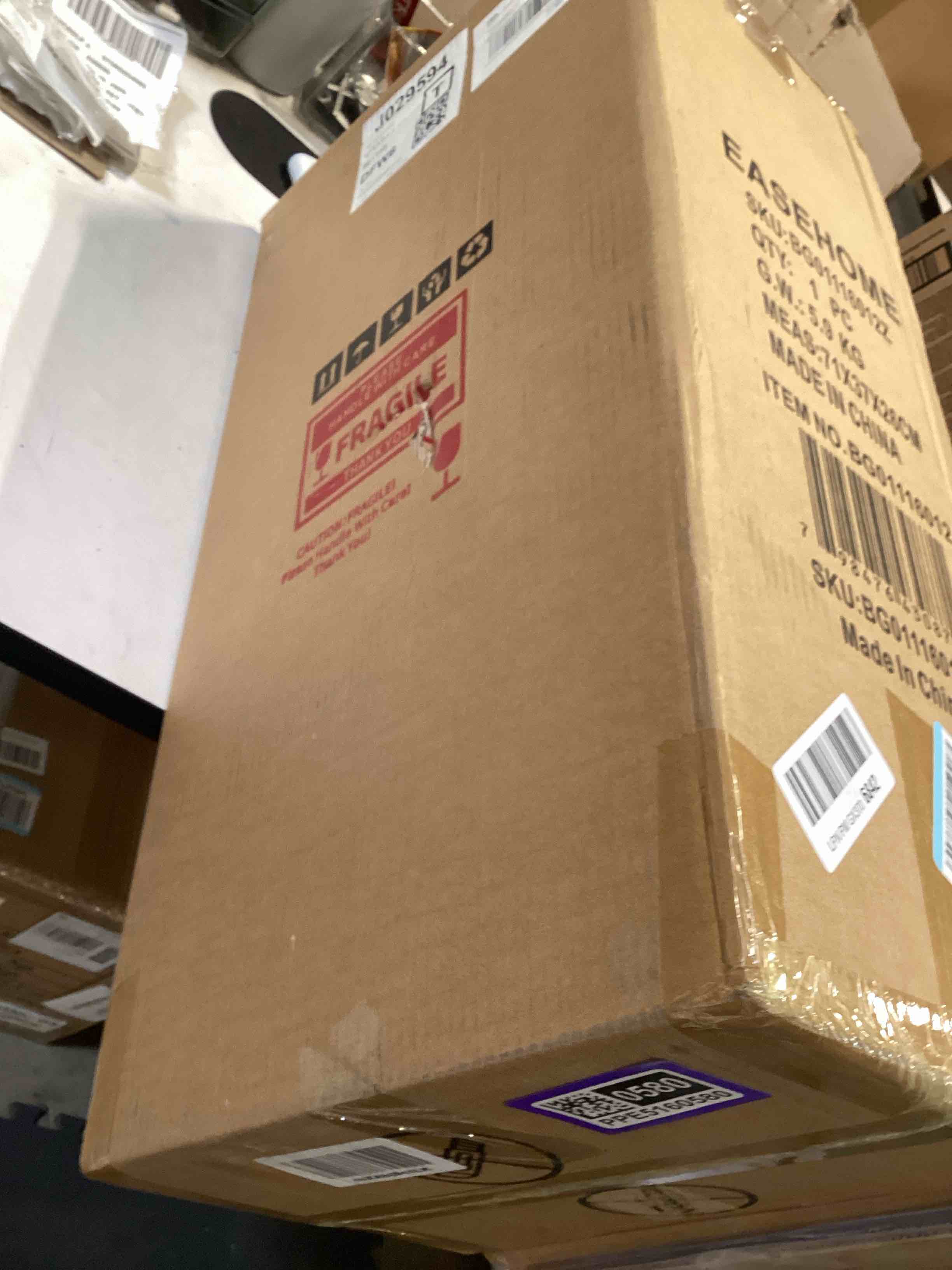 https://s3.amazonaws.com/lotting-images-prod/bidfta/PPE5160580_1781802628630.jpeg