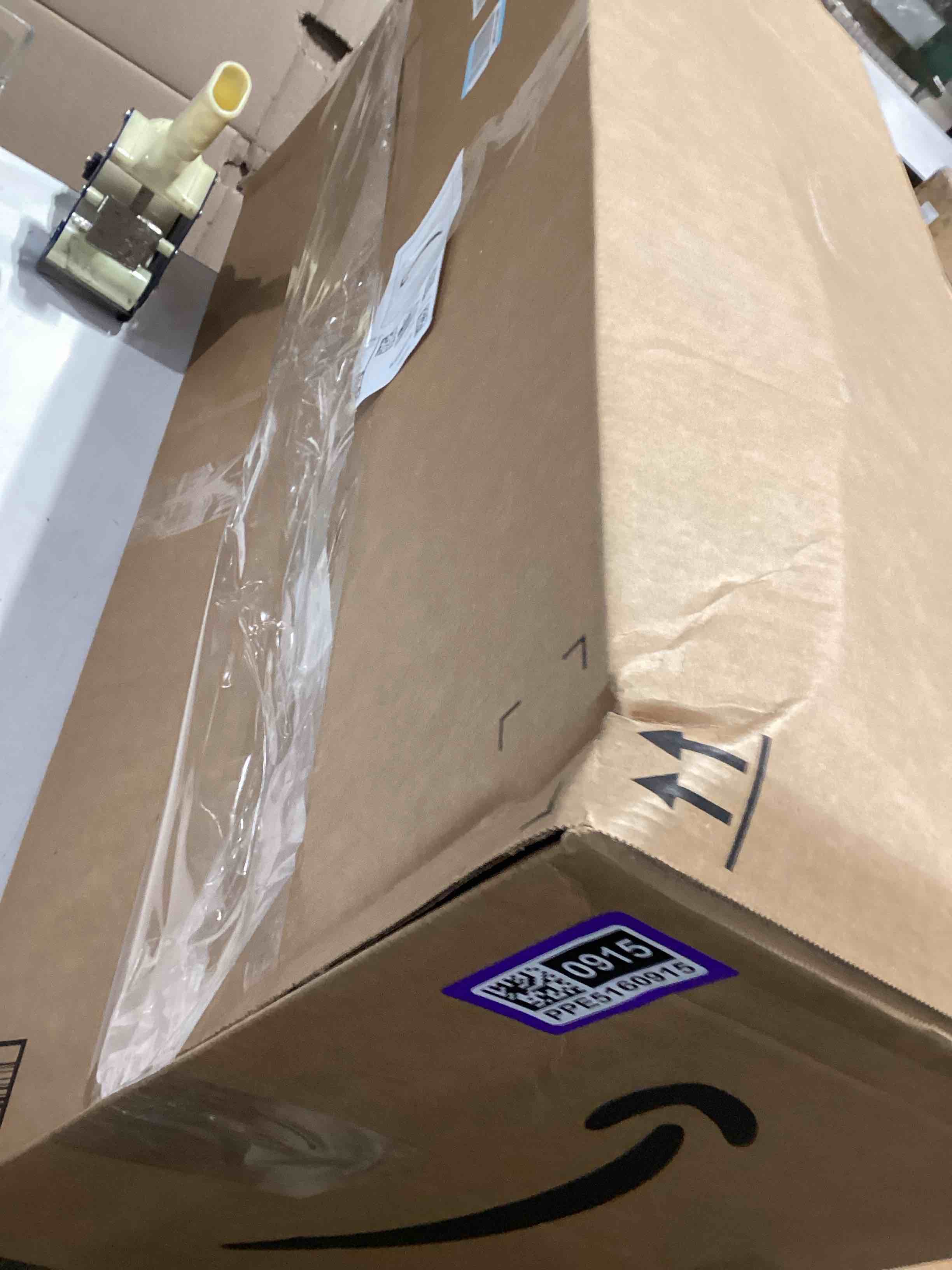 https://s3.amazonaws.com/lotting-images-prod/bidfta/PPE5160915_1782130578433.jpeg