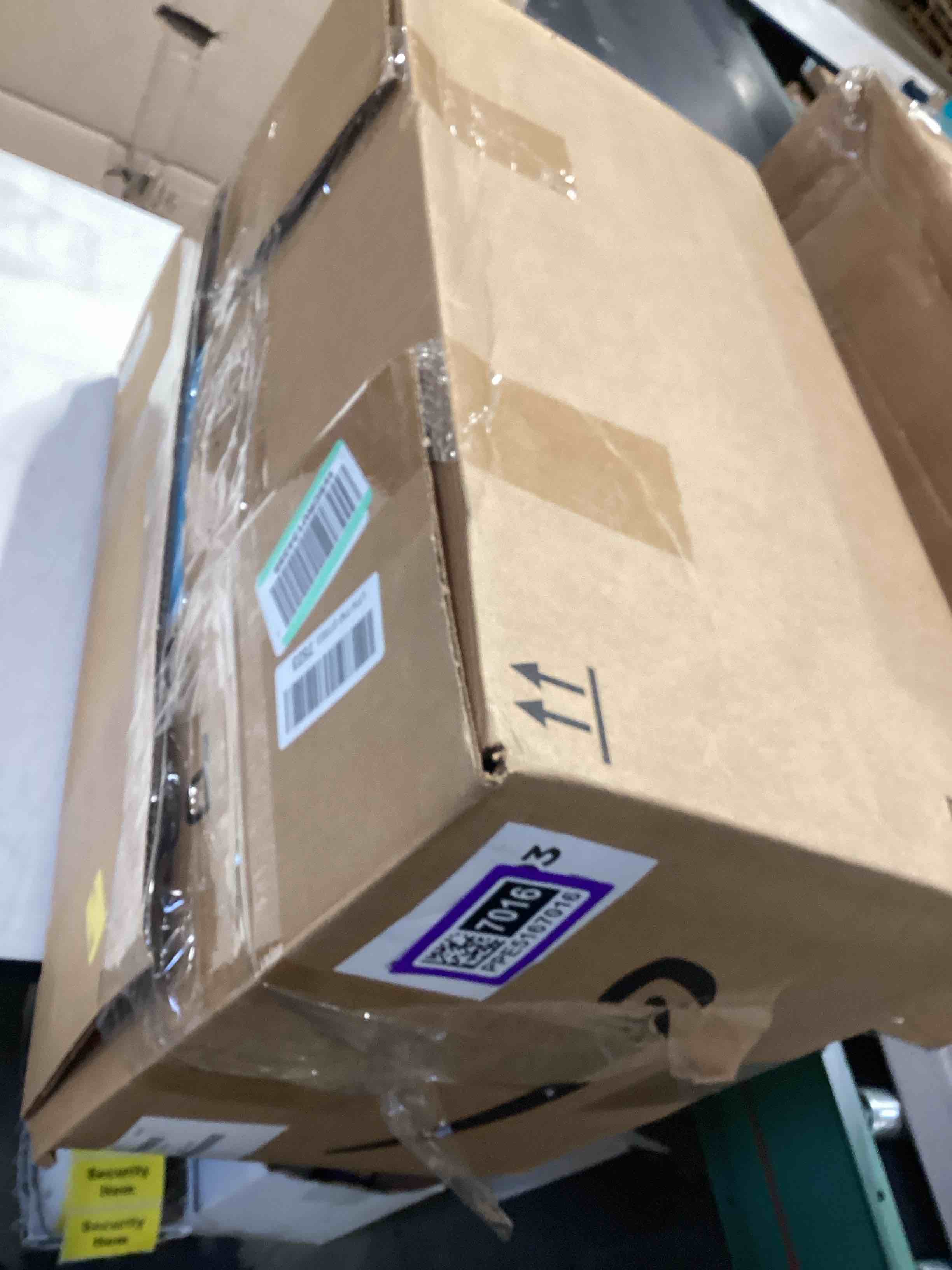 https://s3.amazonaws.com/lotting-images-prod/bidfta/PPE5167016_1782139304729.jpeg