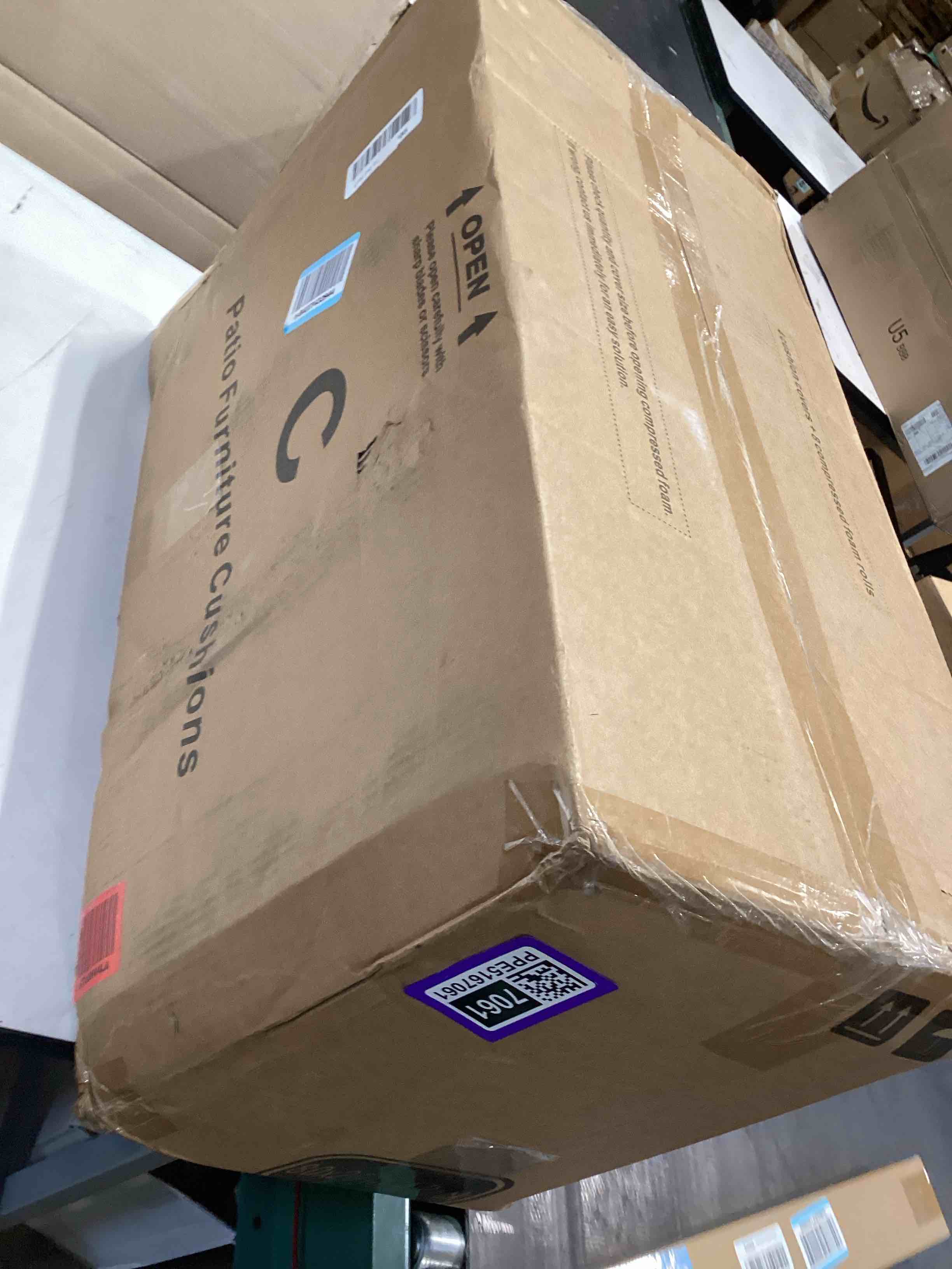 https://s3.amazonaws.com/lotting-images-prod/bidfta/PPE5167061_1782141612249.jpeg