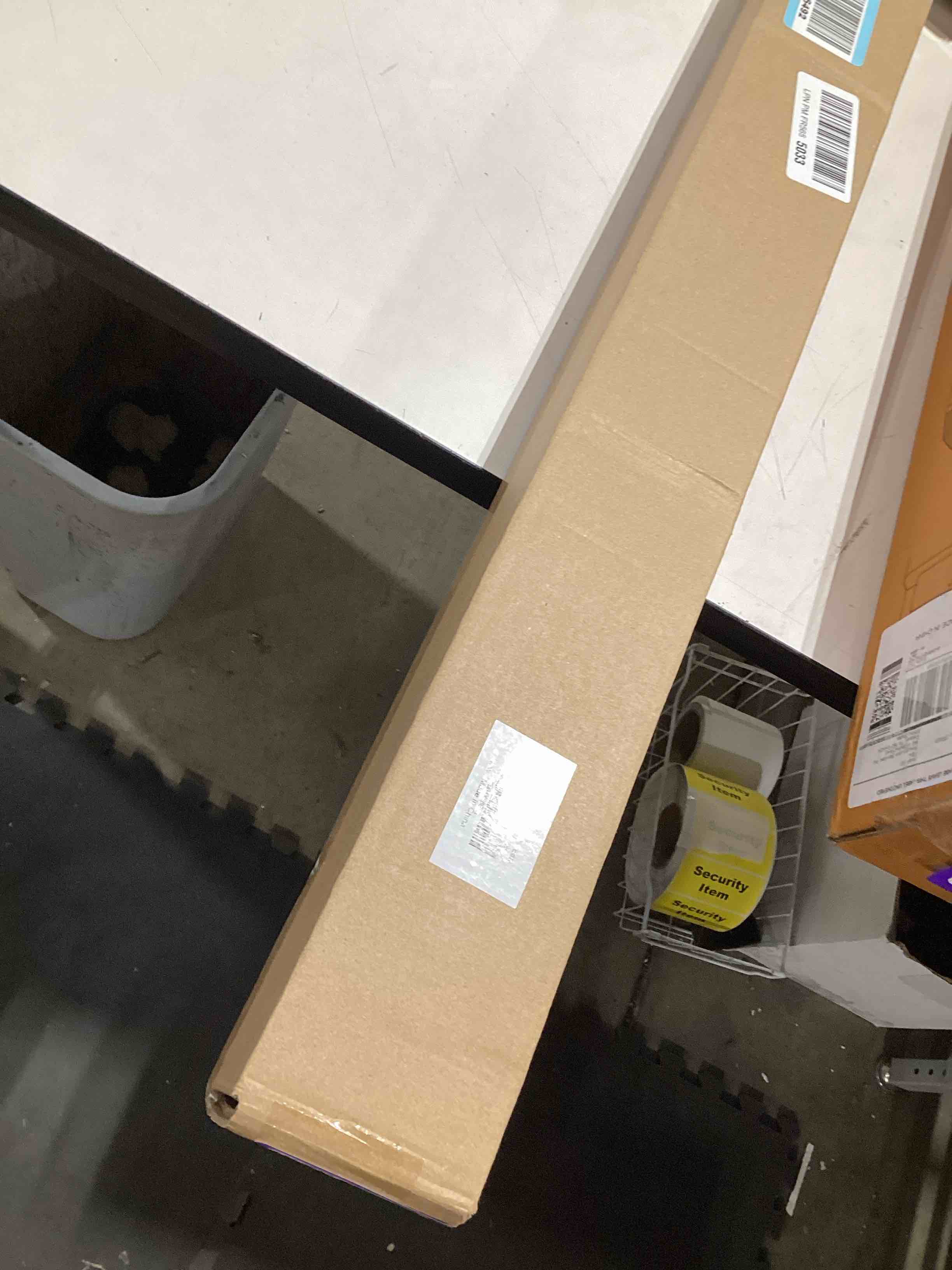 https://s3.amazonaws.com/lotting-images-prod/bidfta/PPE5194025_1778067924569.jpeg