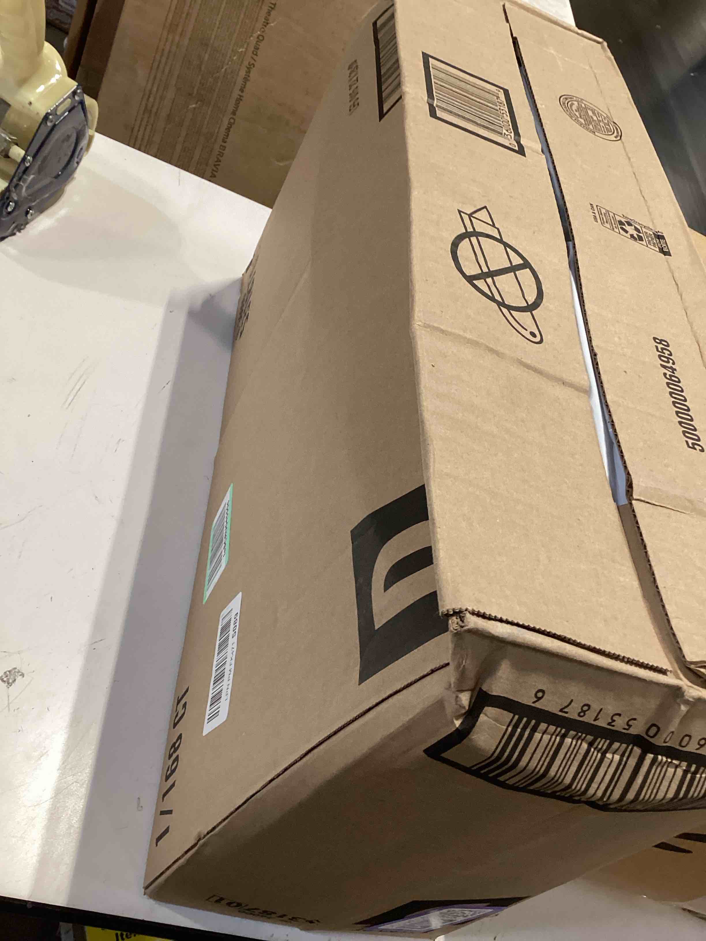 https://s3.amazonaws.com/lotting-images-prod/bidfta/PPE5194101_1778078106393.jpeg