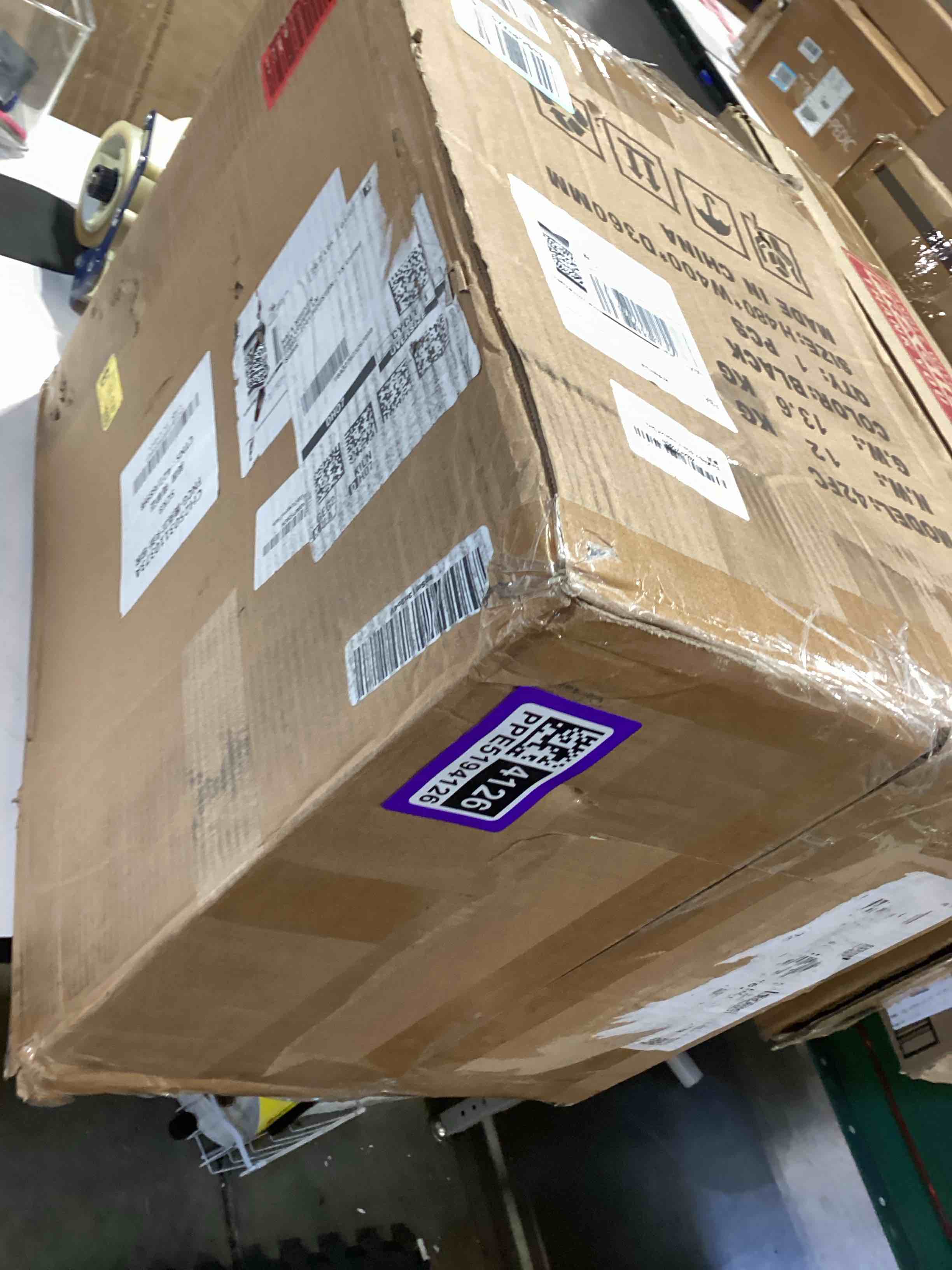https://s3.amazonaws.com/lotting-images-prod/bidfta/PPE5194126_1778080824180.jpeg