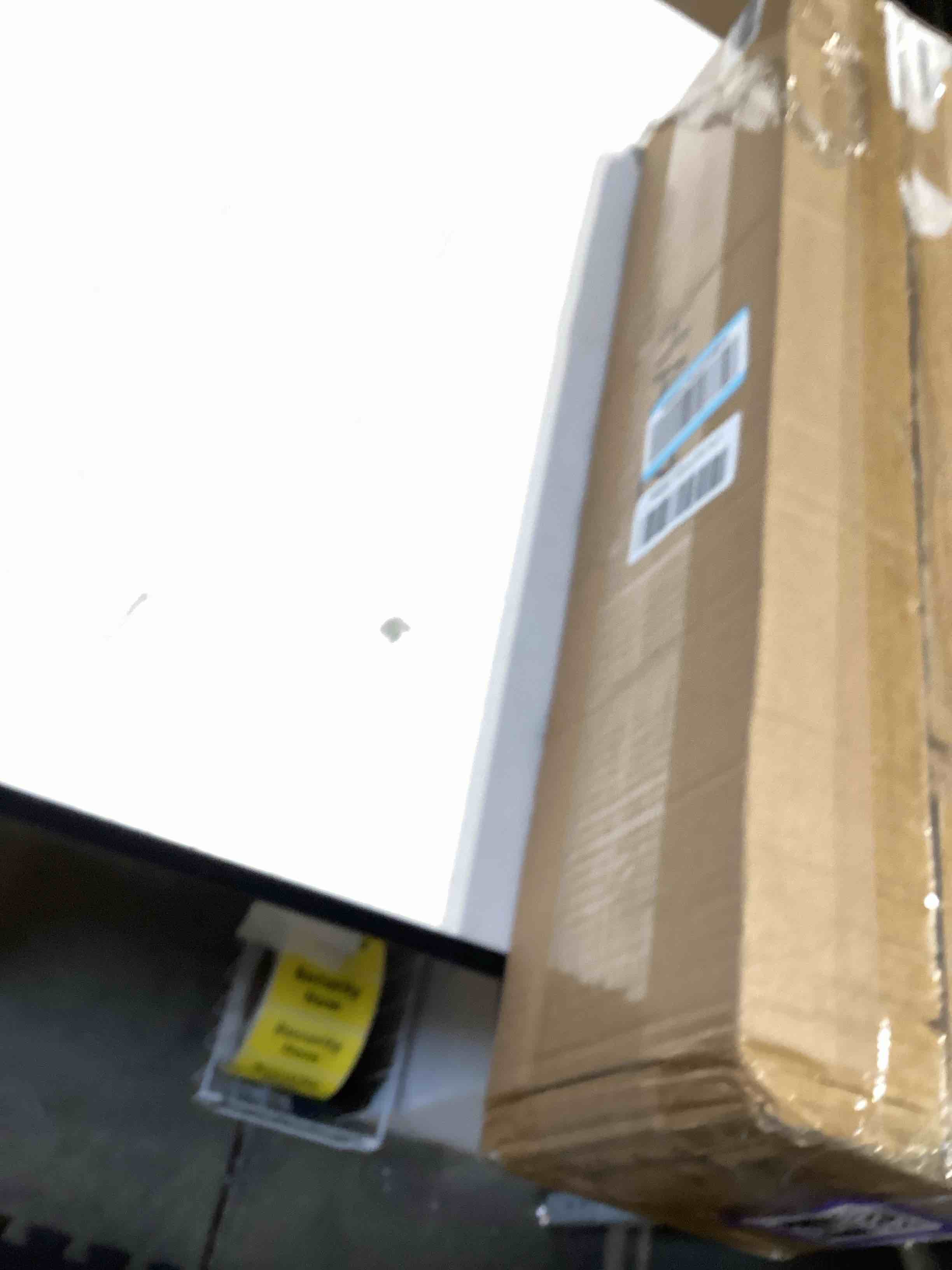 https://s3.amazonaws.com/lotting-images-prod/bidfta/PPE5194179_1778086920558.jpeg