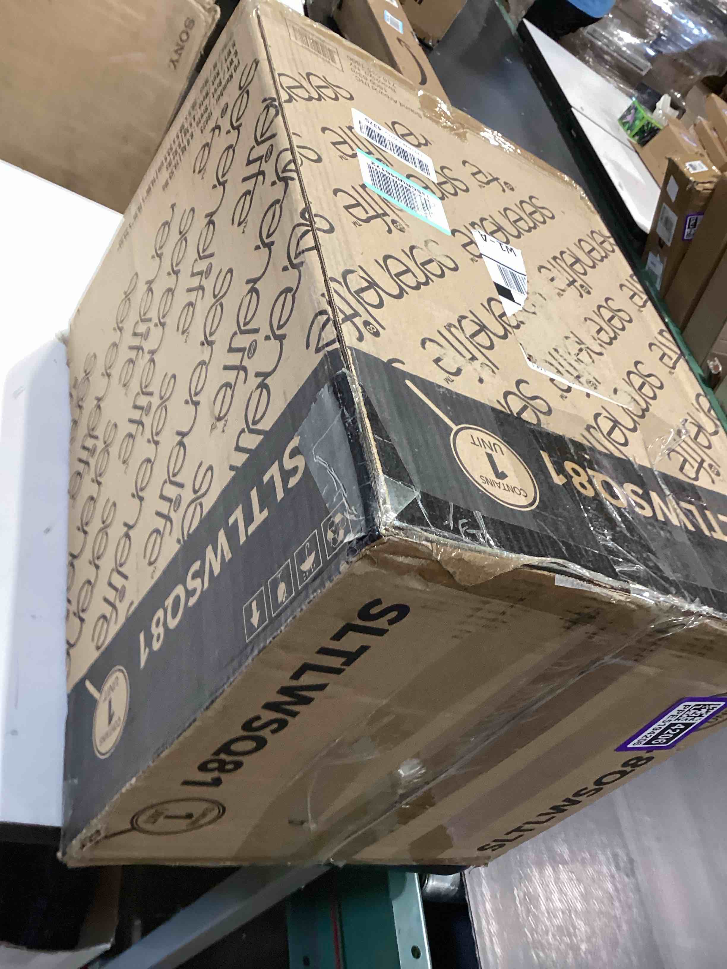 https://s3.amazonaws.com/lotting-images-prod/bidfta/PPE5194206_1778088167846.jpeg