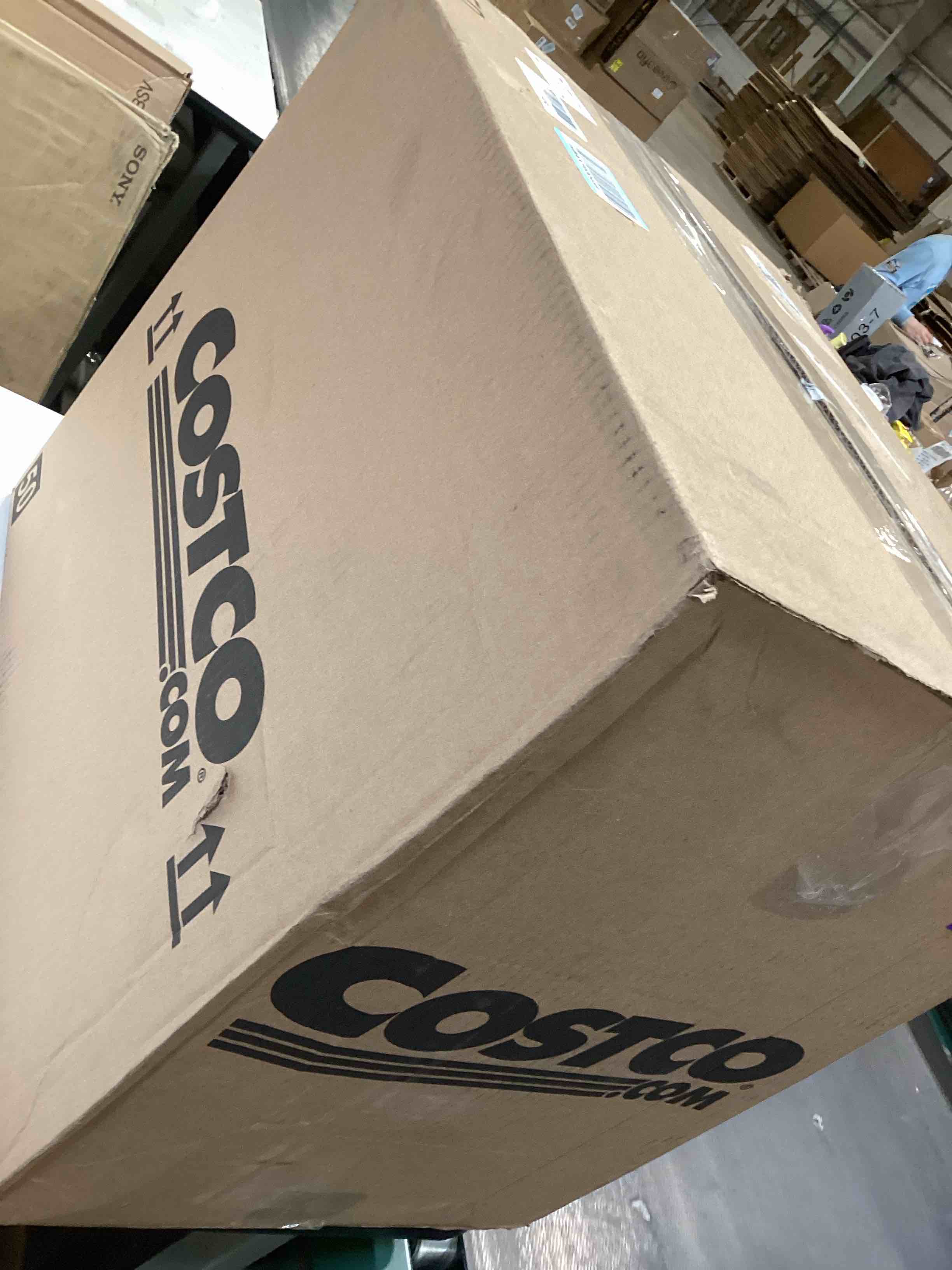 https://s3.amazonaws.com/lotting-images-prod/bidfta/PPE5194254_1778093243297.jpeg