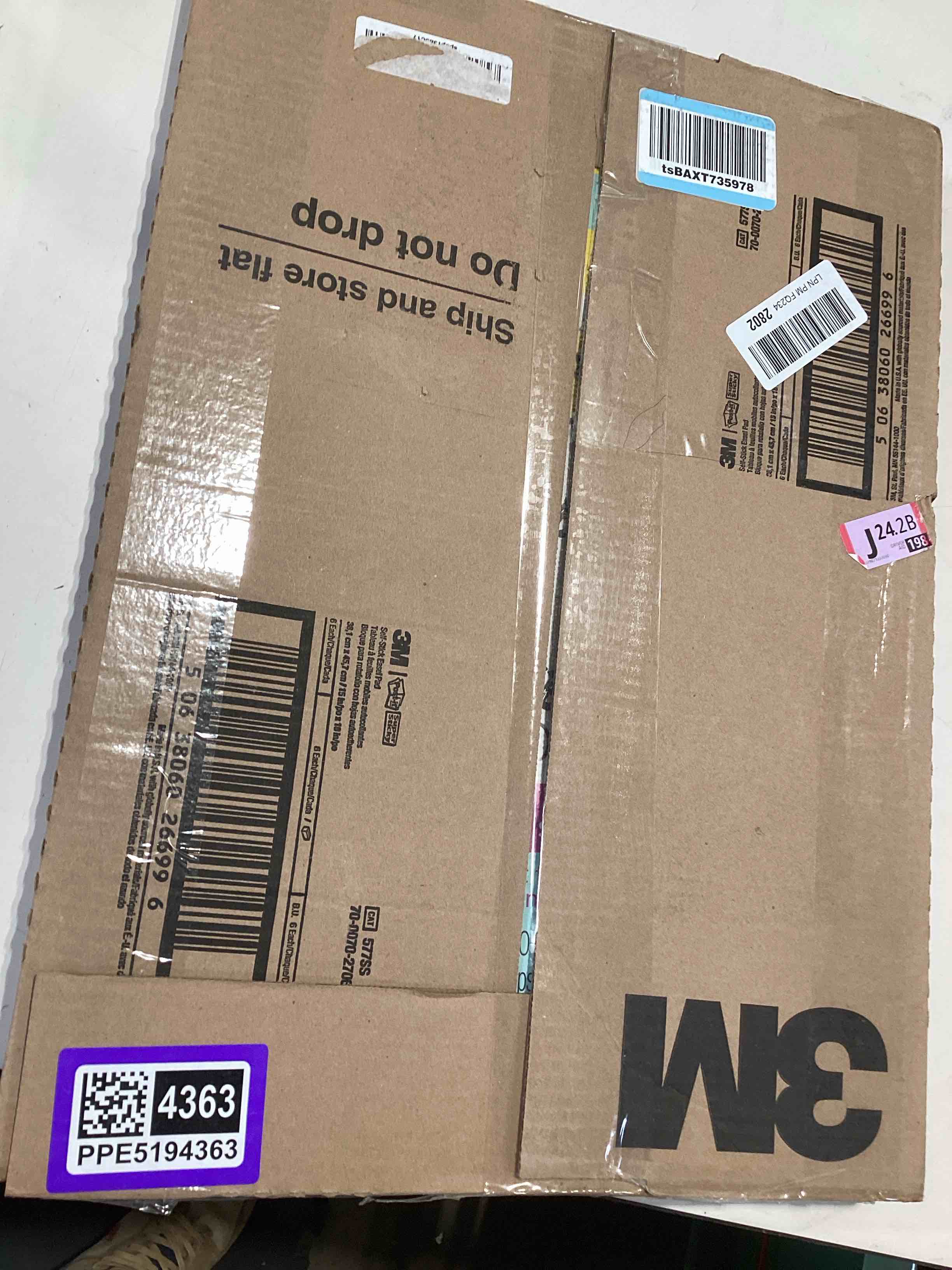 Condition photo showing Good Condition for post-it super sticky mini easel pad  white  15 in. x 18 in.  1 pad
