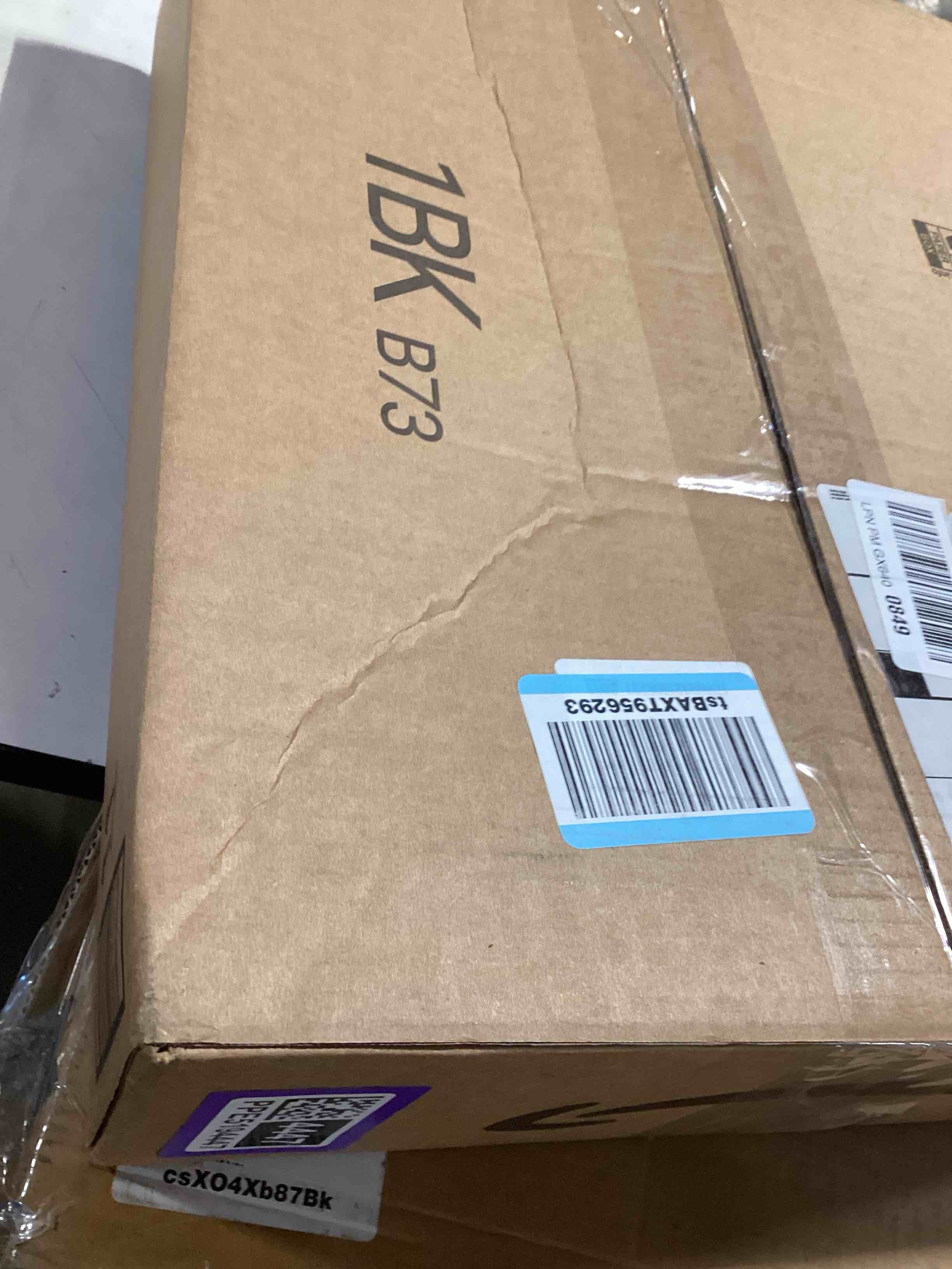 https://s3.amazonaws.com/lotting-images-prod/bidfta/PPE5194447_1778585341117.jpeg