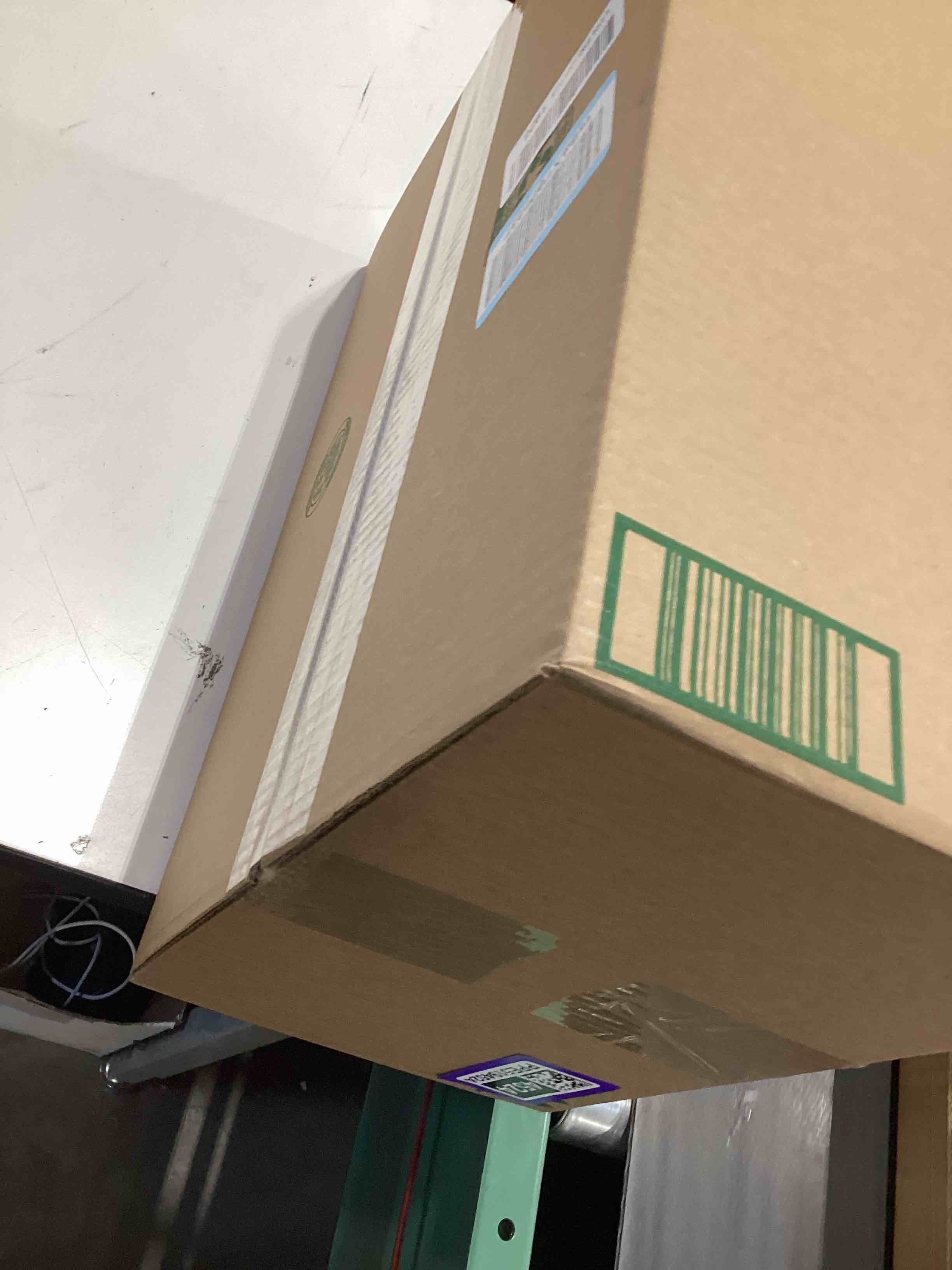 https://s3.amazonaws.com/lotting-images-prod/bidfta/PPE5194524_1778592162634.jpeg