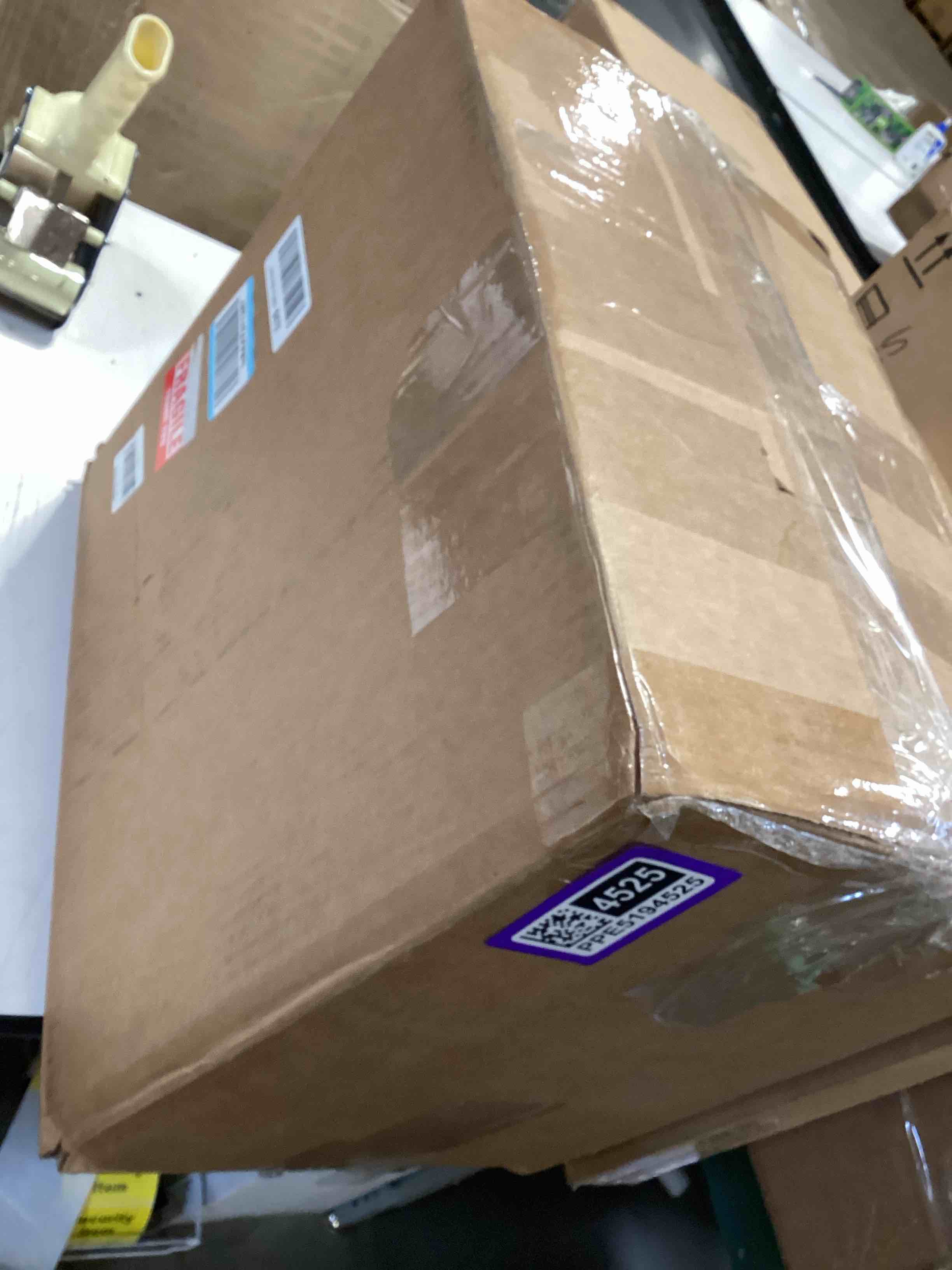 Condition photo showing As Is for philips 2200 series fully automatic espresso machine, classic milk frother, 2 coffee varieties, intuitive touch display, 100% ceramic grinder, aquaclean filter, aroma seal, black (ep2220/14) 2200 series classic milk frother