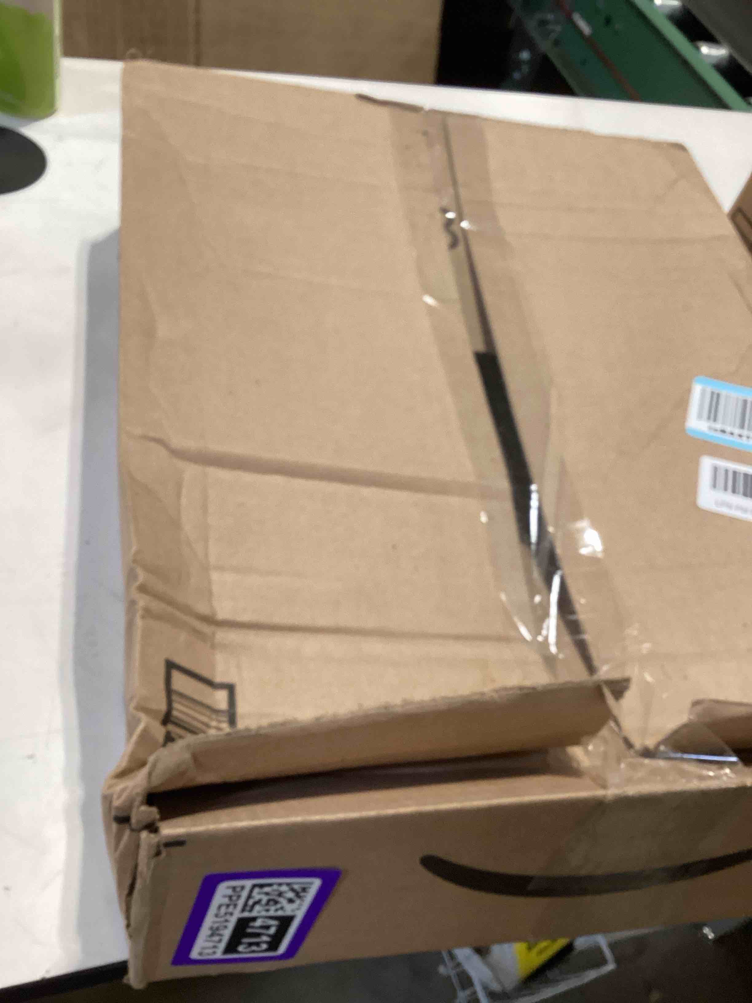 https://s3.amazonaws.com/lotting-images-prod/bidfta/PPE5194713_1778613588242.jpeg