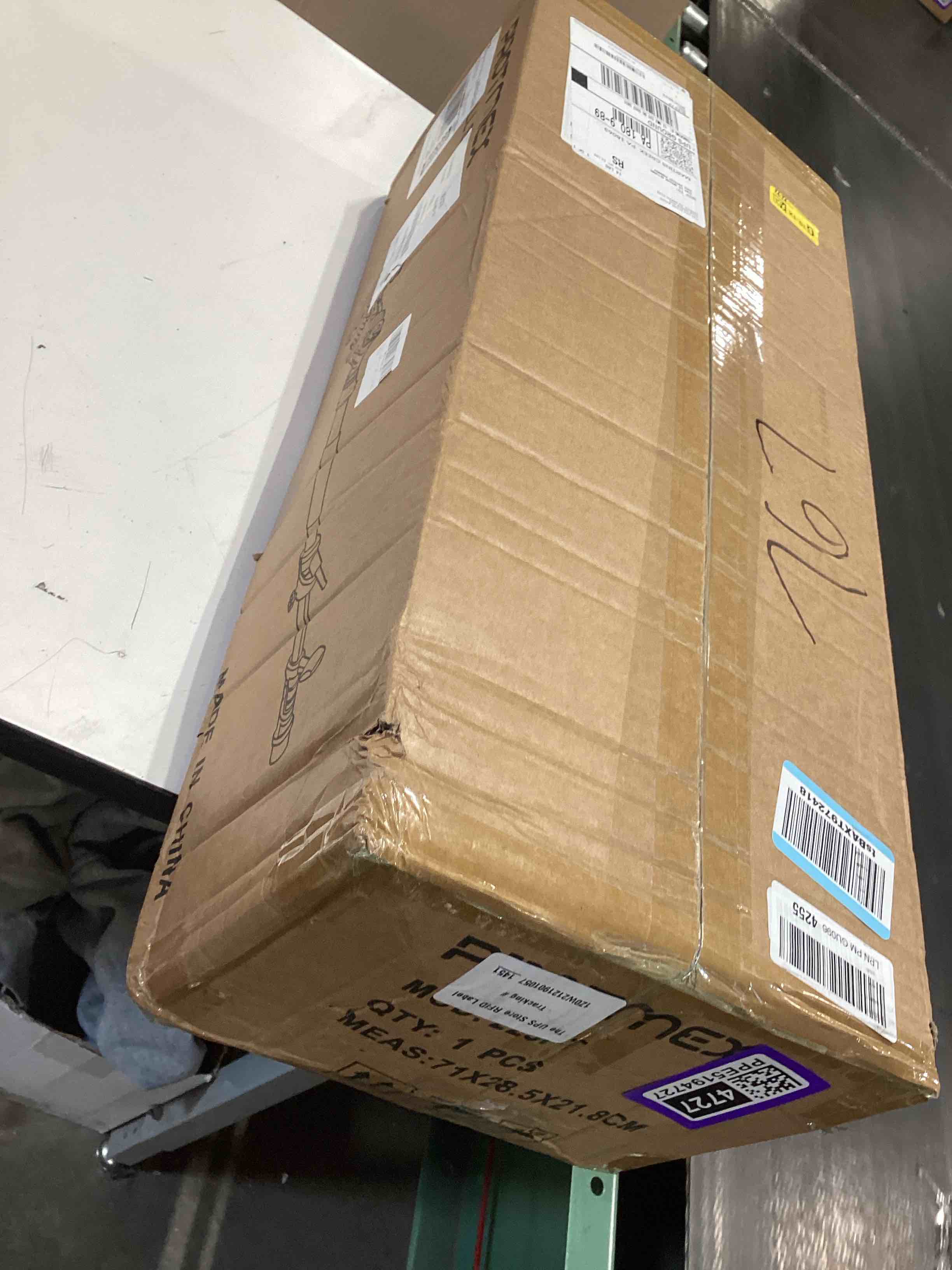 https://s3.amazonaws.com/lotting-images-prod/bidfta/PPE5194727_1778614460895.jpeg