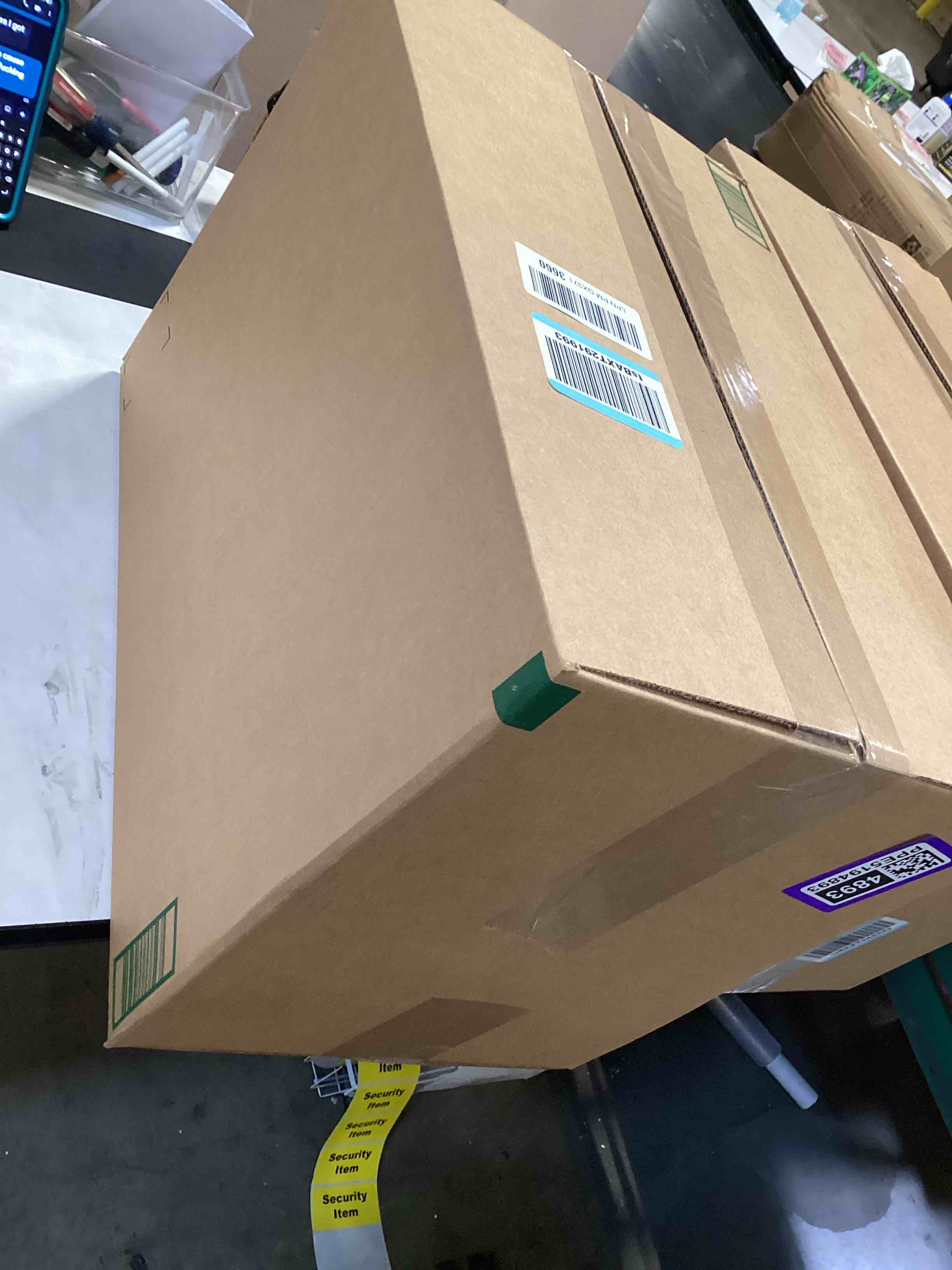 https://s3.amazonaws.com/lotting-images-prod/bidfta/PPE5194893_1779112582690.jpeg