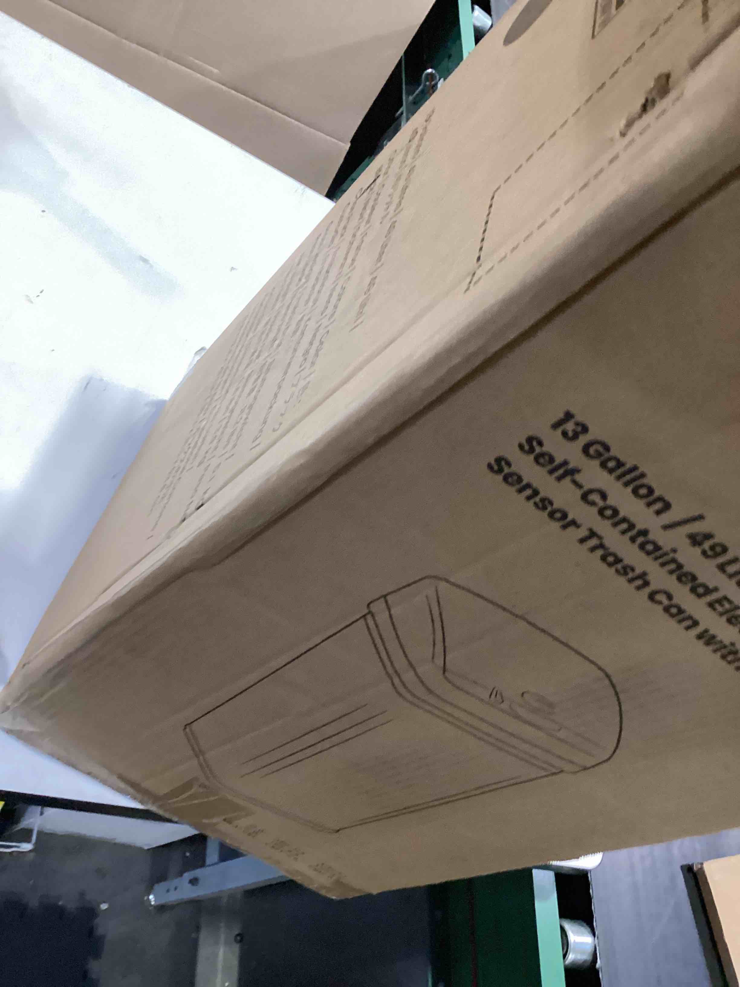 https://s3.amazonaws.com/lotting-images-prod/bidfta/PPE5195130_1779292902010.jpeg