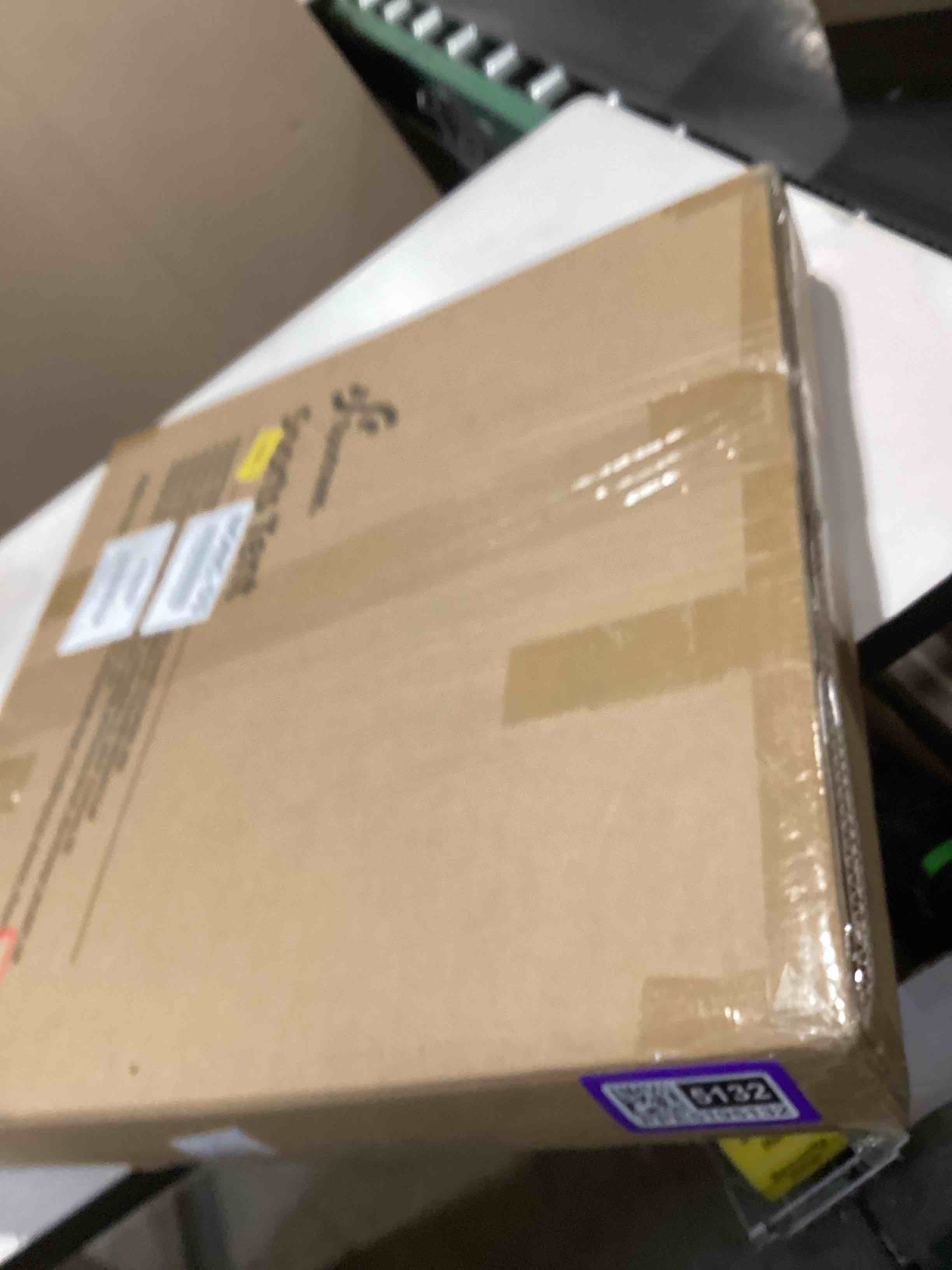 https://s3.amazonaws.com/lotting-images-prod/bidfta/PPE5195132_1779293170335.jpeg