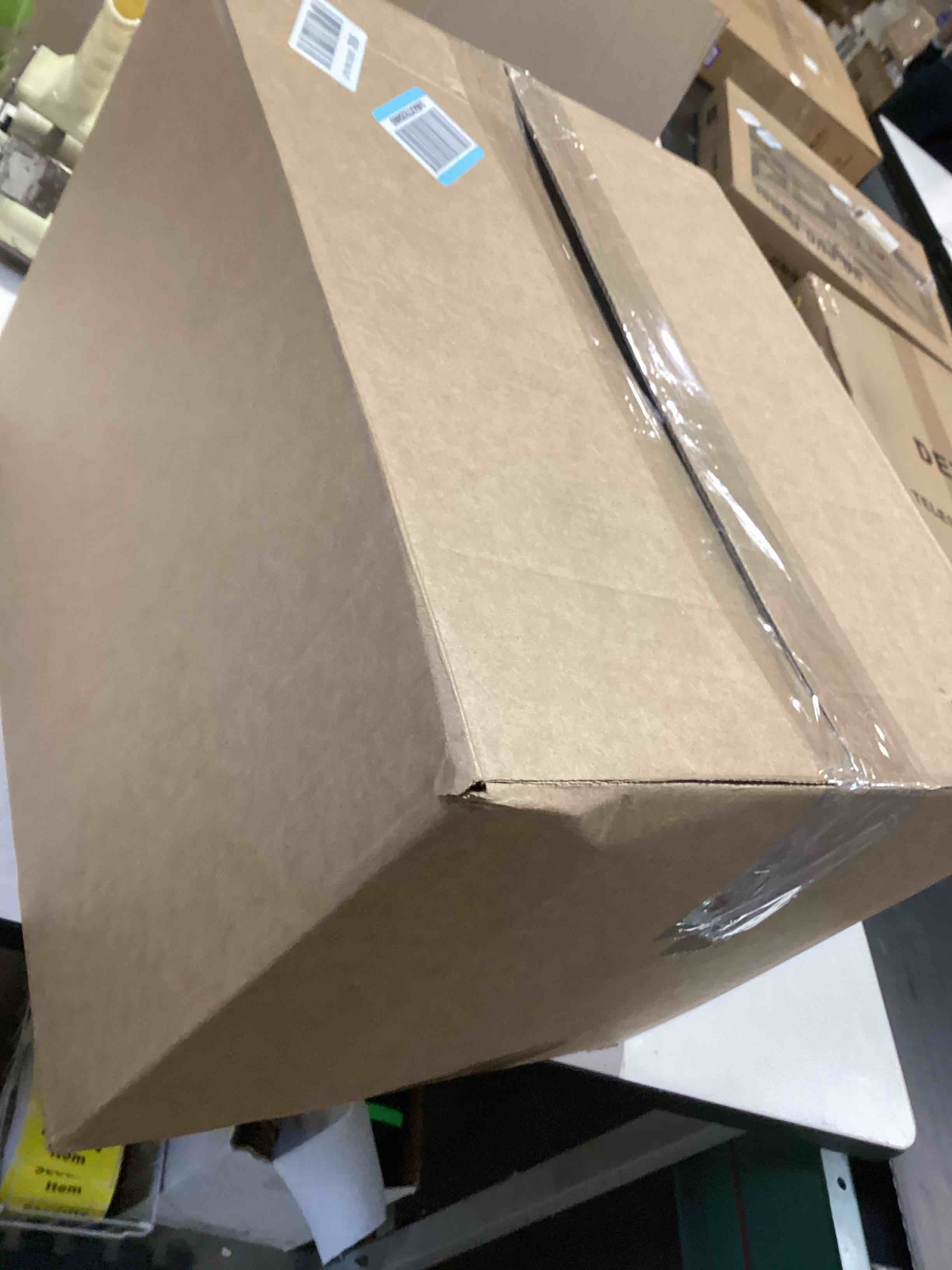 https://s3.amazonaws.com/lotting-images-prod/bidfta/PPE5195224_1779372086940.jpeg
