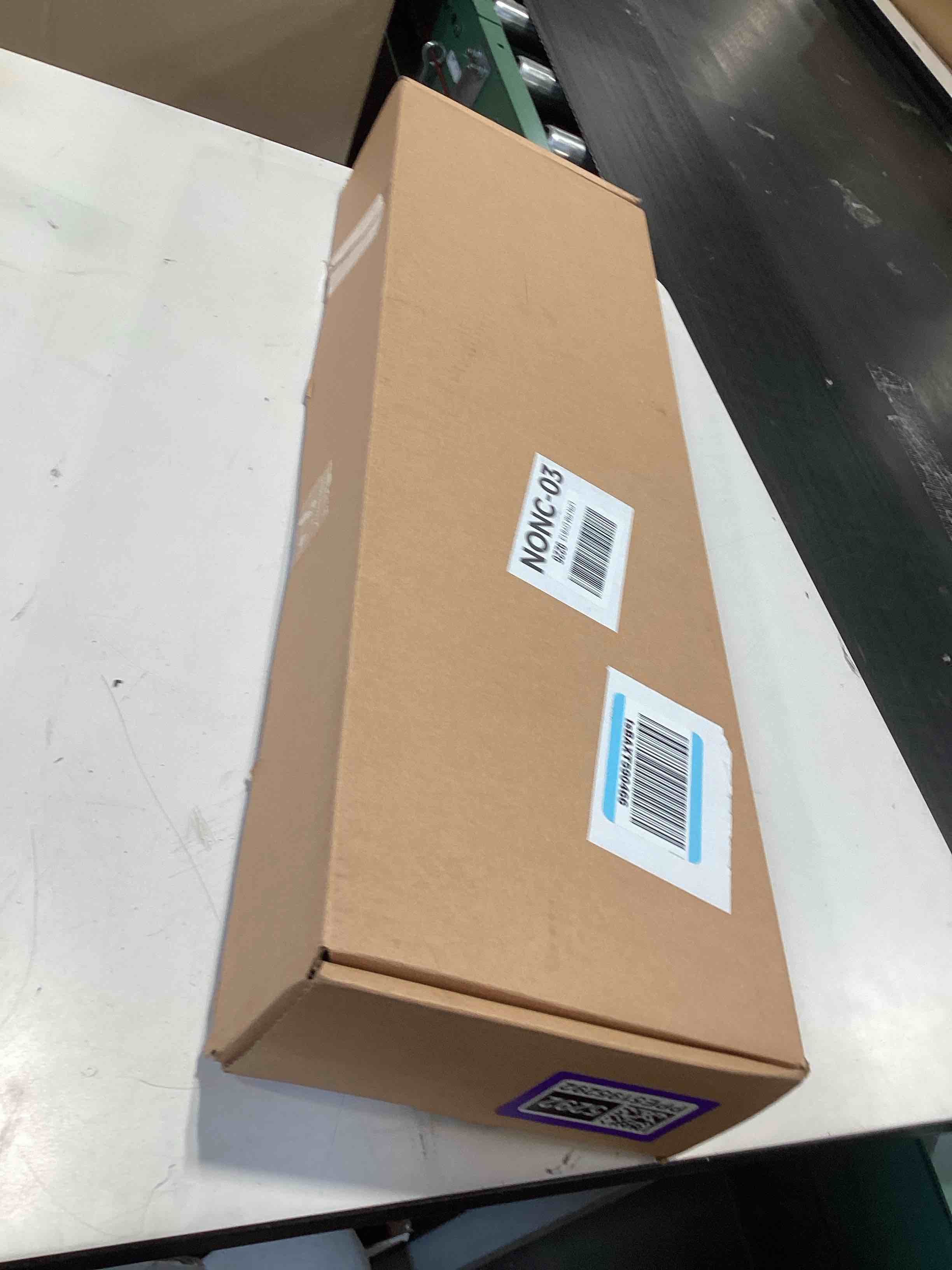 https://s3.amazonaws.com/lotting-images-prod/bidfta/PPE5195292_1779380171003.jpeg