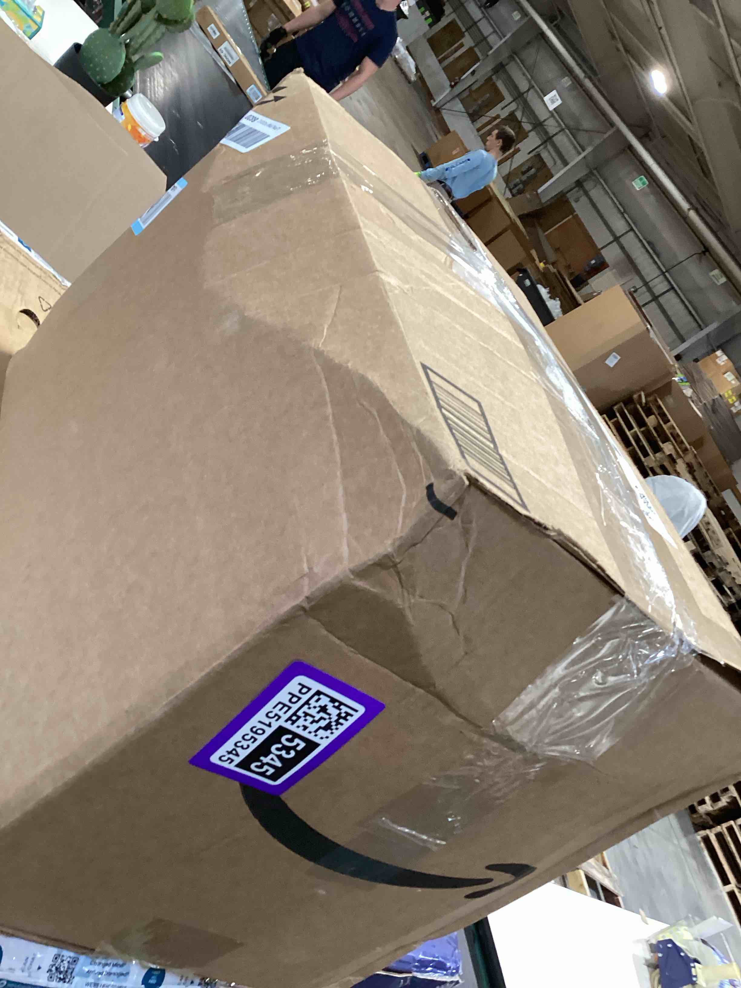 https://s3.amazonaws.com/lotting-images-prod/bidfta/PPE5195345_1779385776018.jpeg