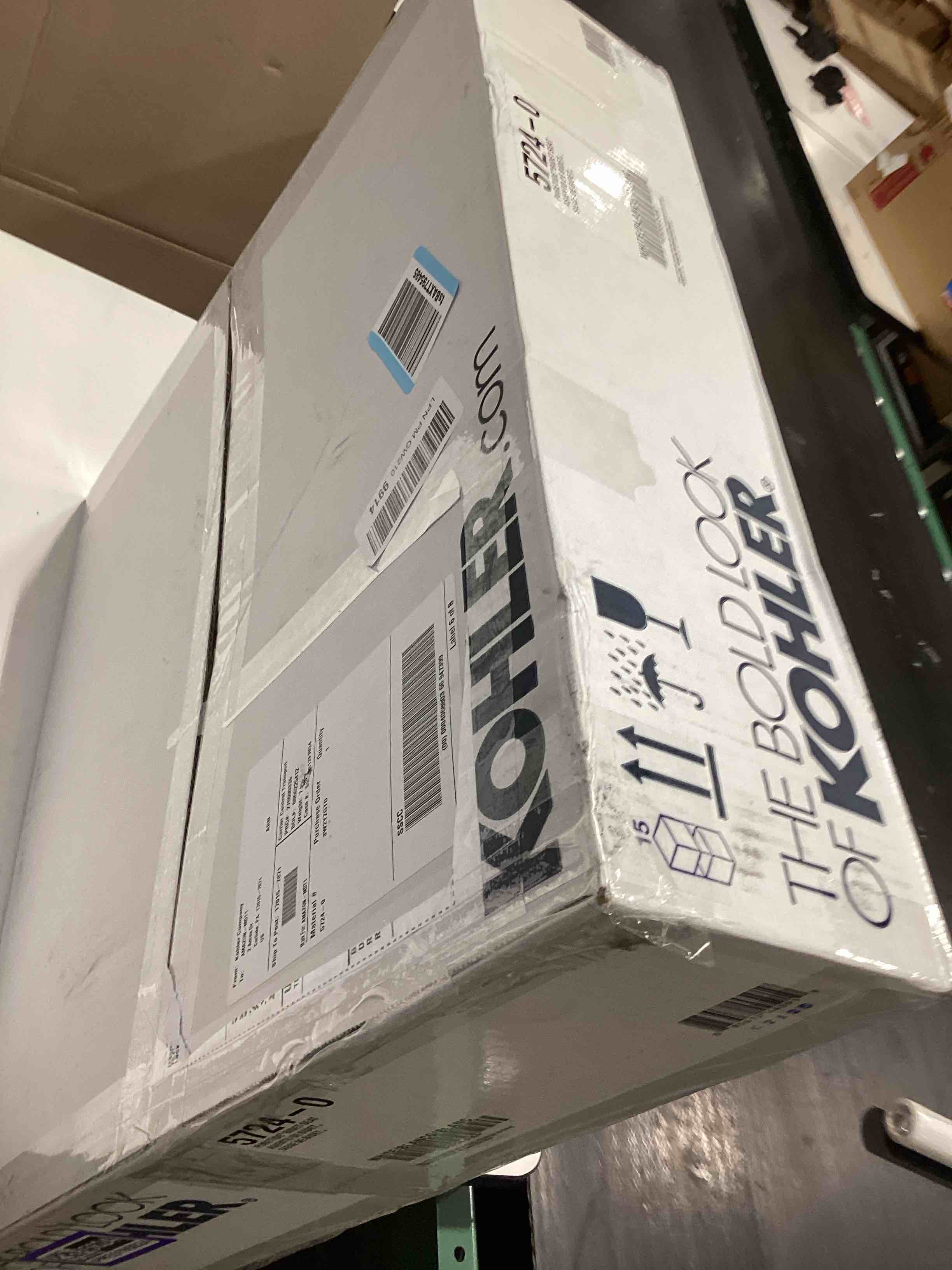 https://s3.amazonaws.com/lotting-images-prod/bidfta/PPE5195624_1779470426345.jpeg