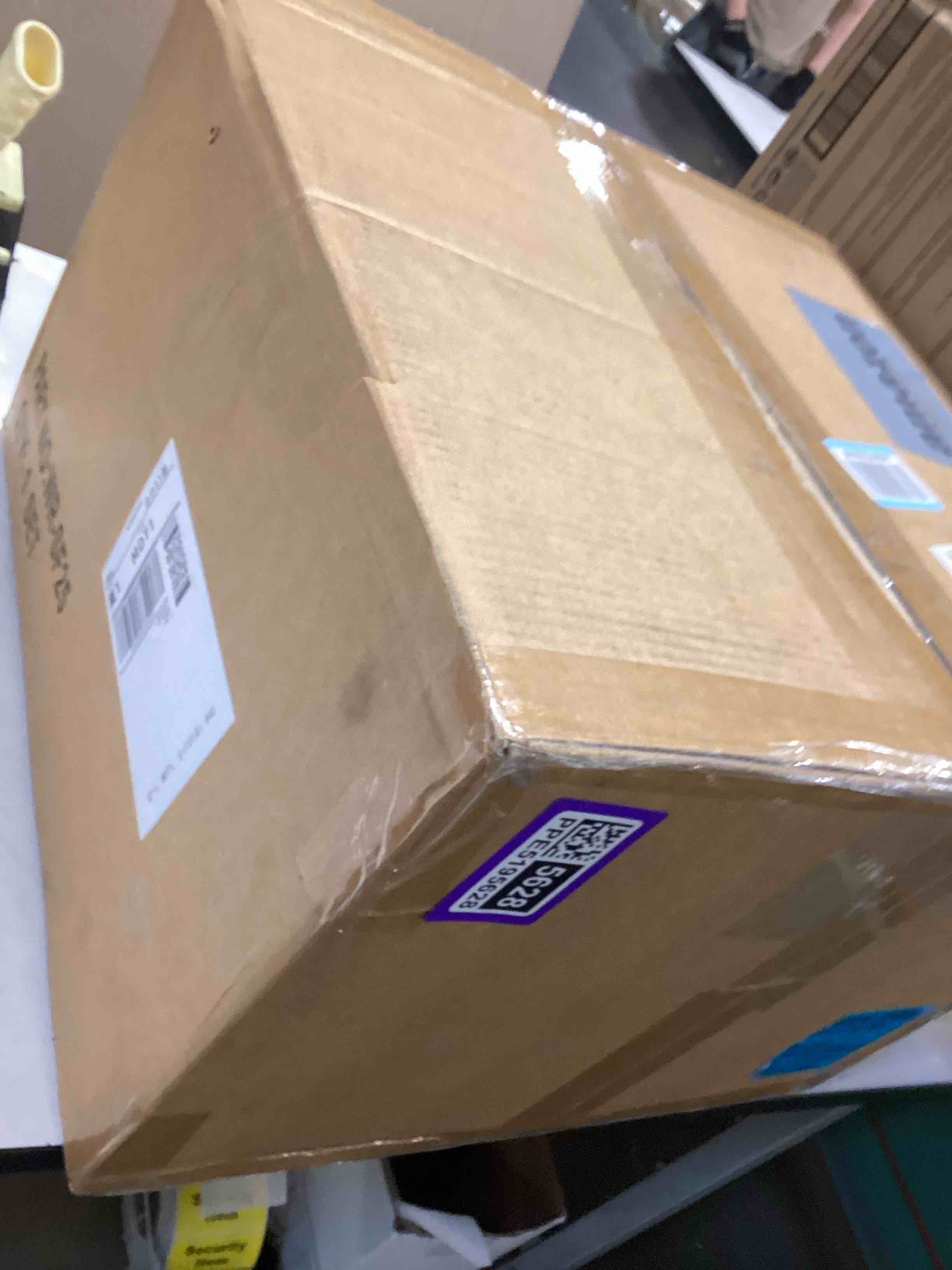 https://s3.amazonaws.com/lotting-images-prod/bidfta/PPE5195628_1779470987090.jpeg