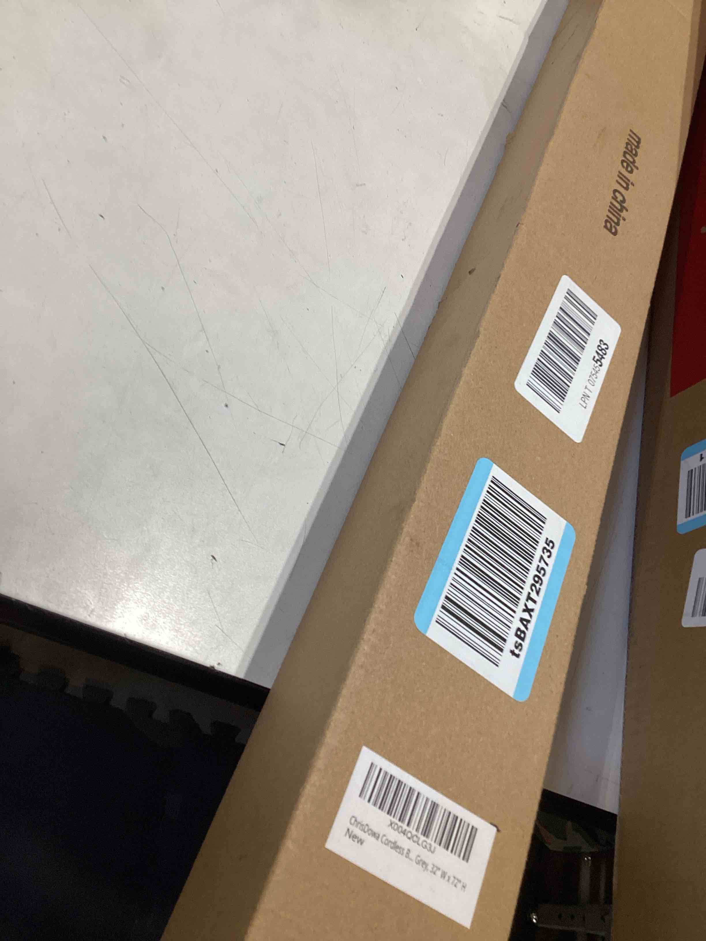 https://s3.amazonaws.com/lotting-images-prod/bidfta/PPE5196101_1779895029451.jpeg