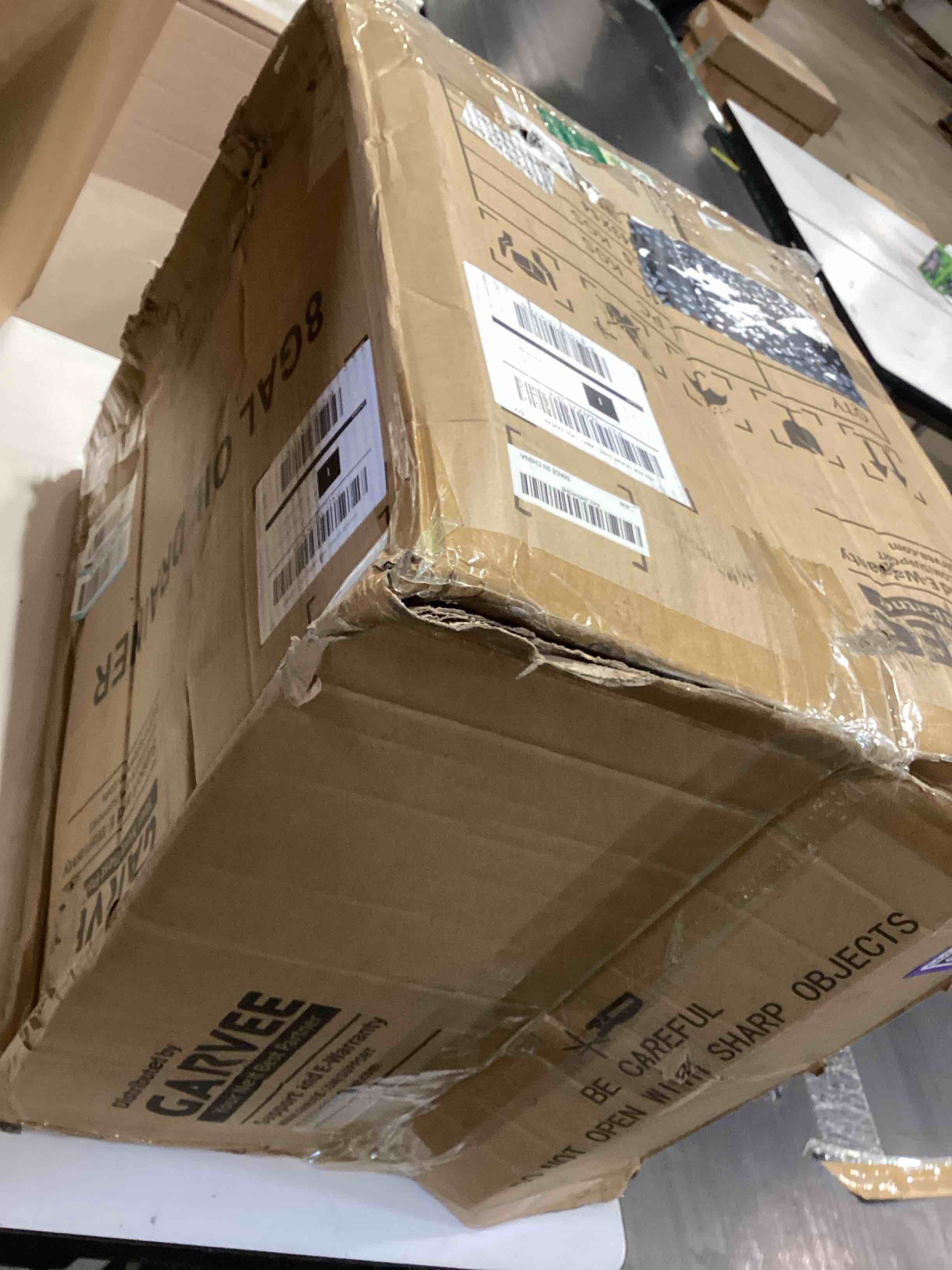 https://s3.amazonaws.com/lotting-images-prod/bidfta/PPE5196399_1780068539238.jpeg