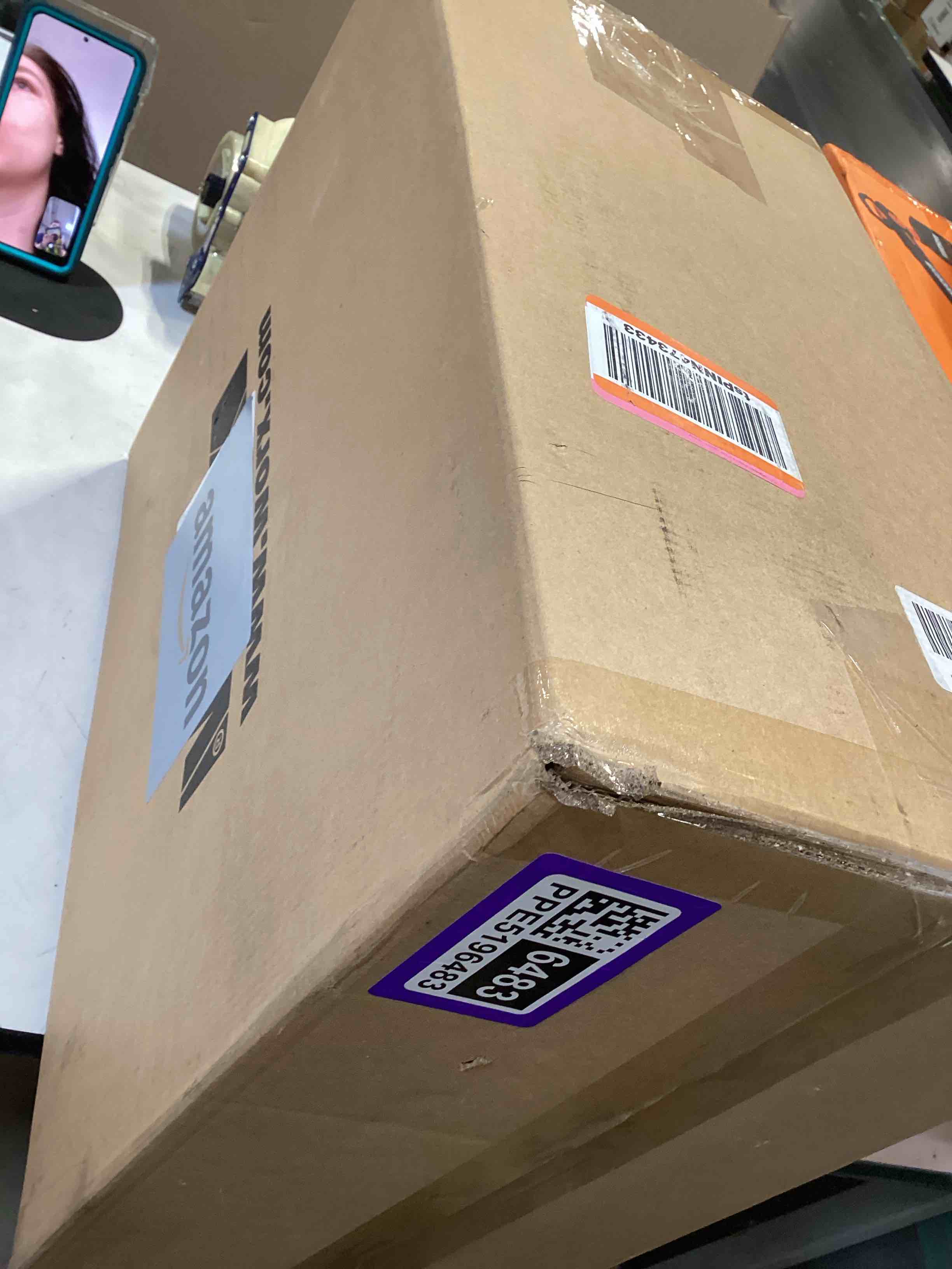 https://s3.amazonaws.com/lotting-images-prod/bidfta/PPE5196483_1780080400660.jpeg