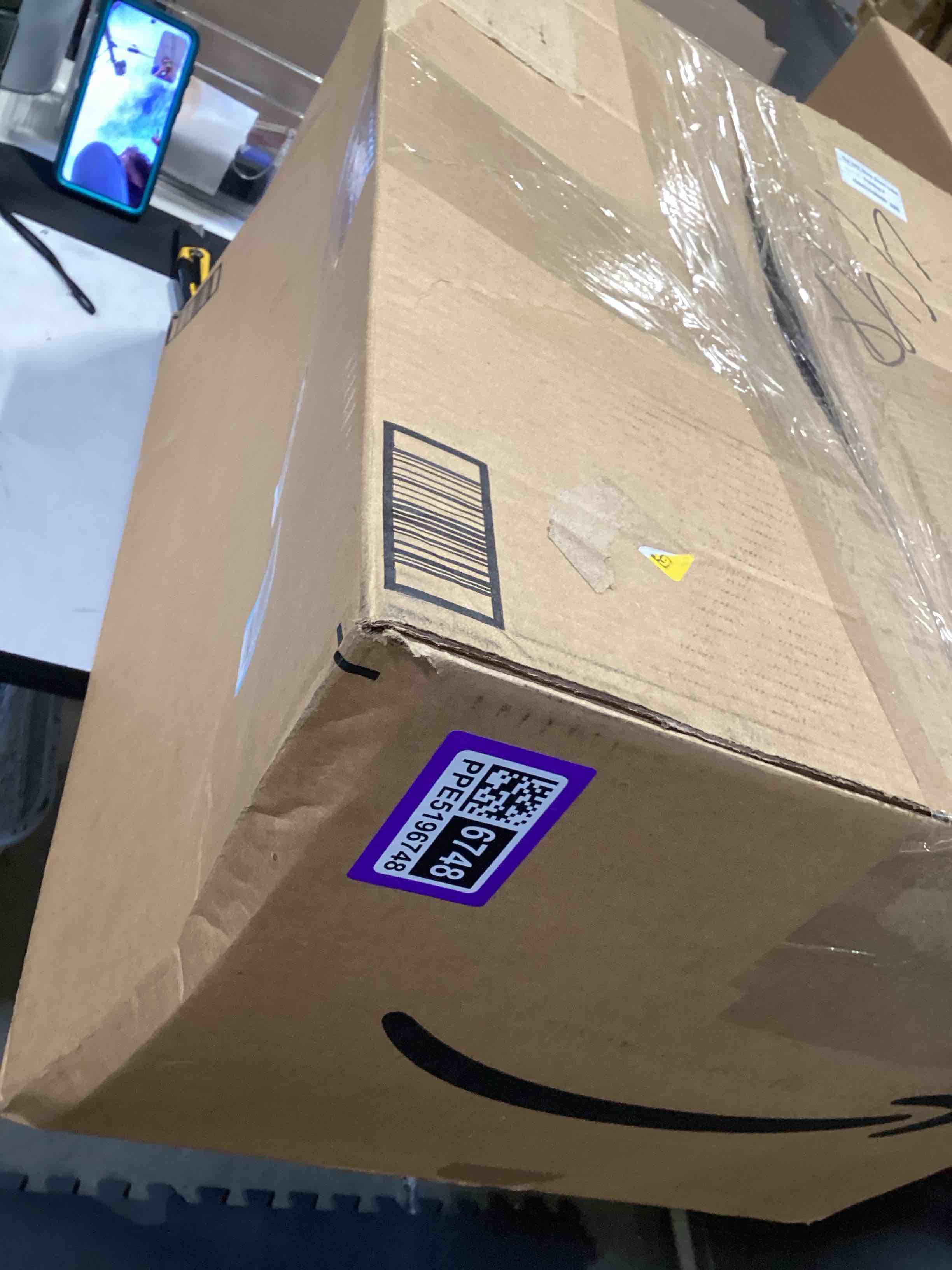 https://s3.amazonaws.com/lotting-images-prod/bidfta/PPE5196748_1780341222313.jpeg