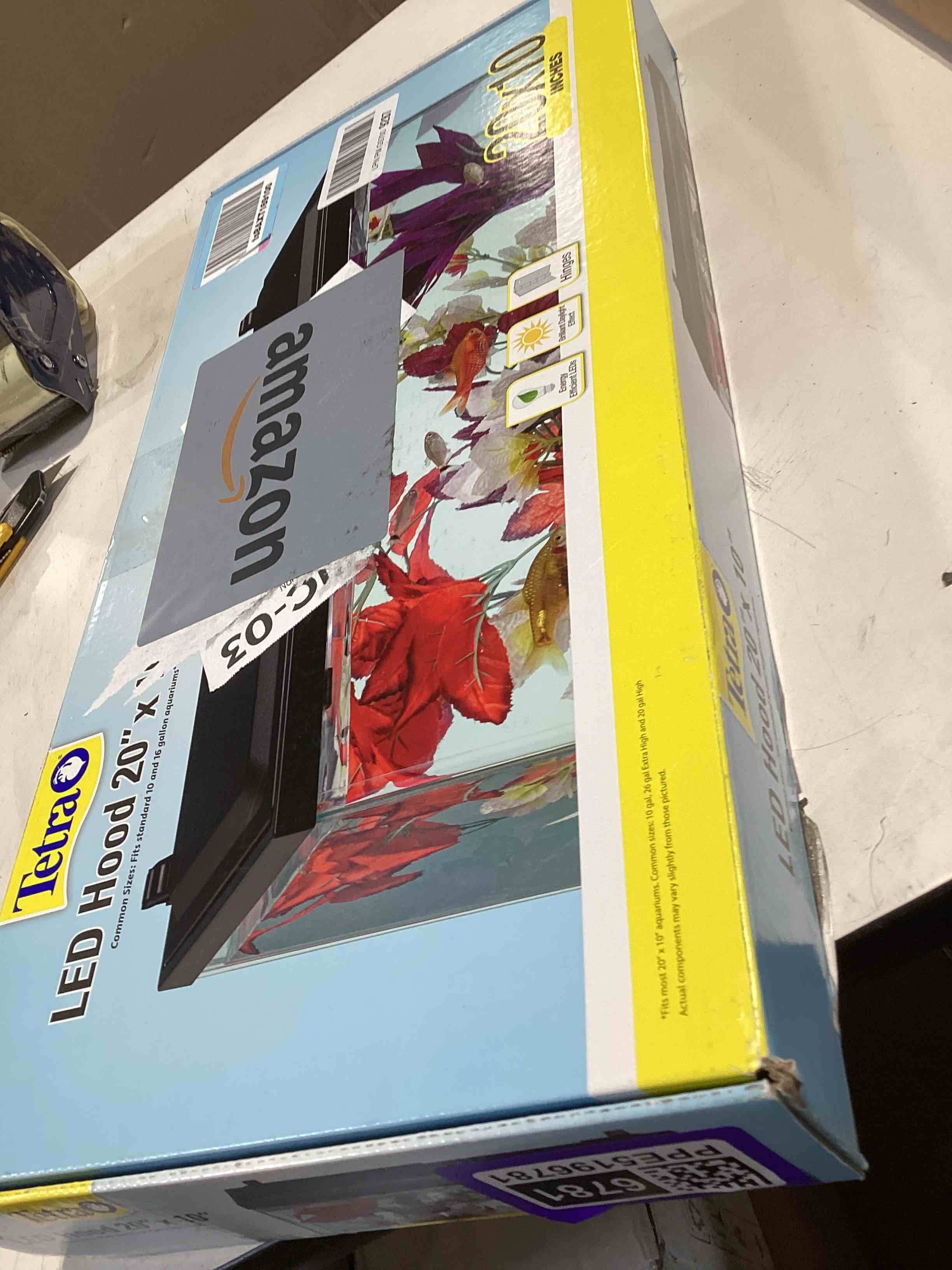 Condition photo showing Good Condition for tetra led aquarium hood 20 in x 10 in, low-profile fish tank cover with hidden lighting 20 inch