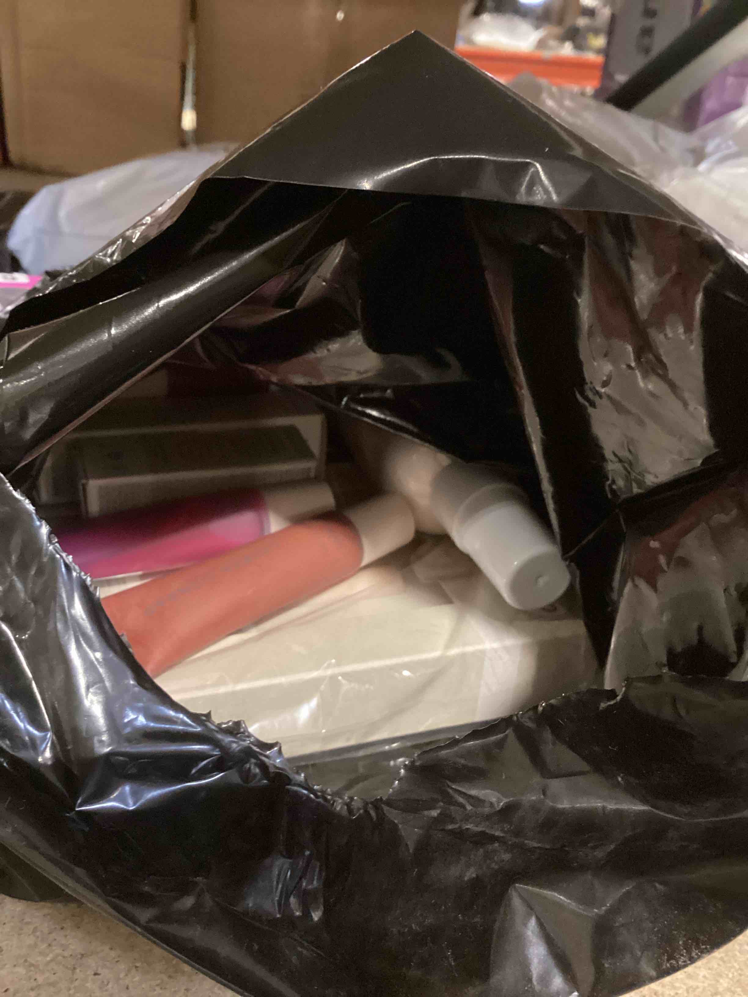Condition photo showing New/Like New for set of 10 assorted lauren conrad cosmetic products