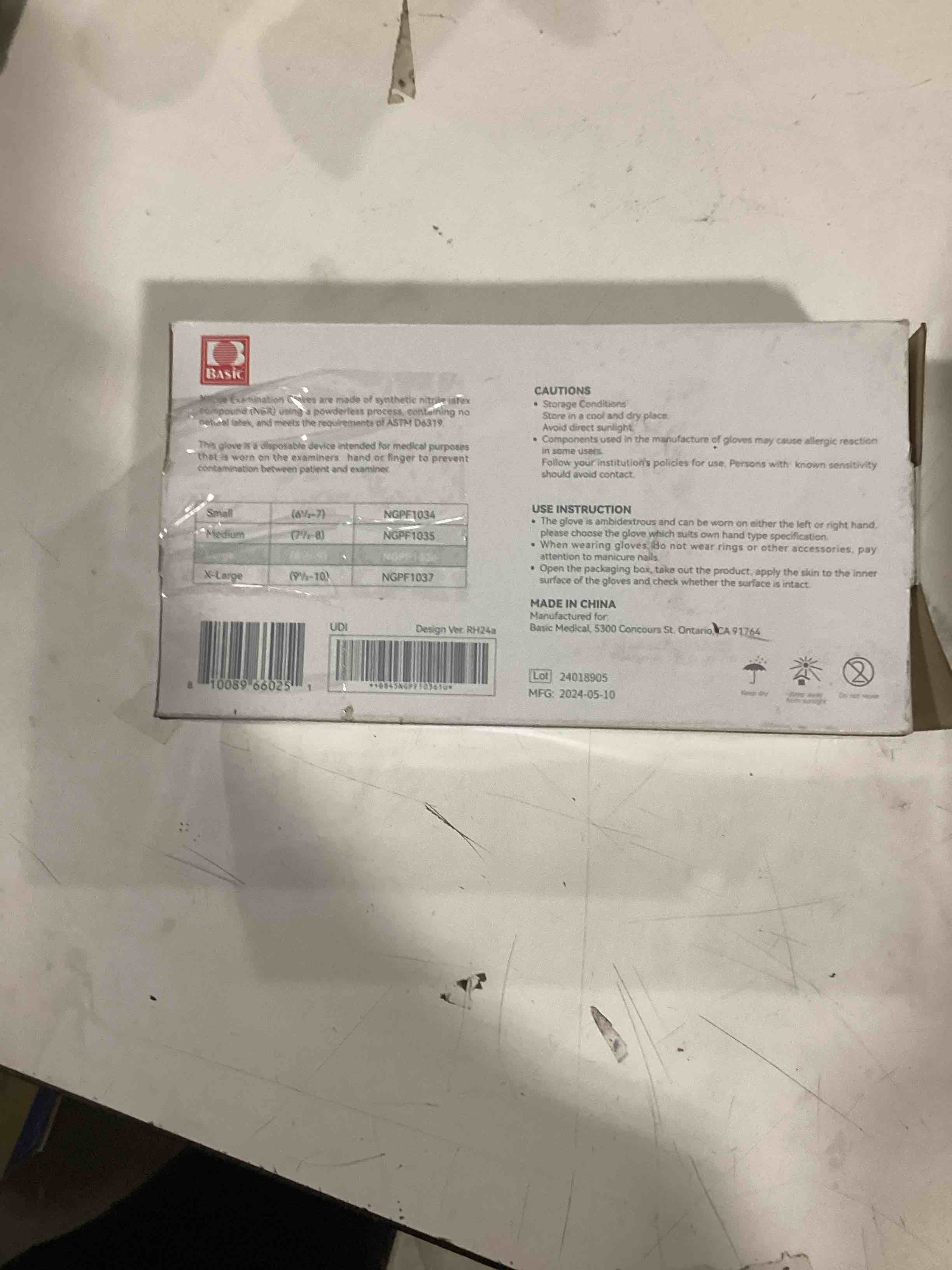 Synguard Nitrile Exam Gloves Size Large.
