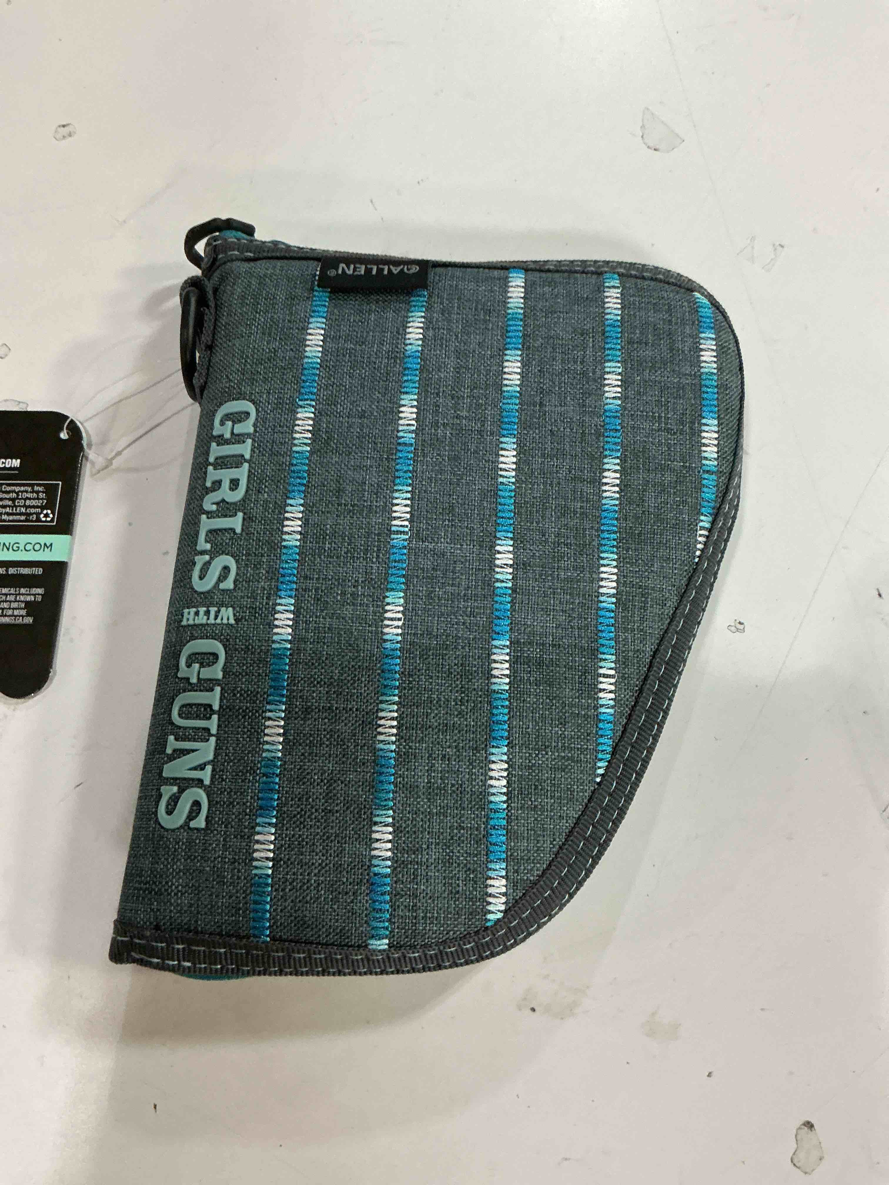 Condition photo showing As Is for Girls with Guns 8  Handgun Case  8.63  x 6.75   Shade Camo 