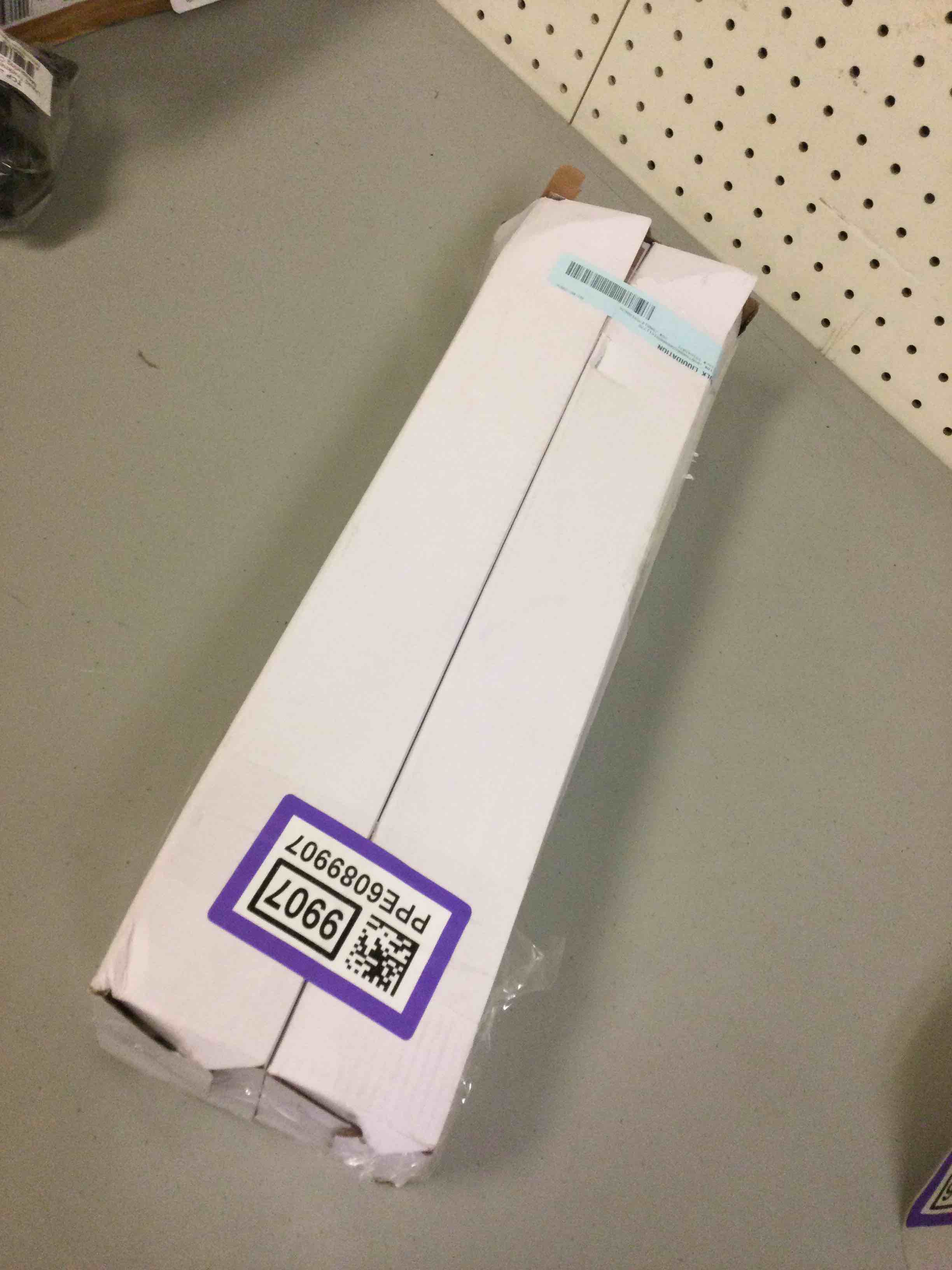 https://s3.amazonaws.com/lotting-images-prod/bidfta/PPE6089907_1781286266605.jpeg
