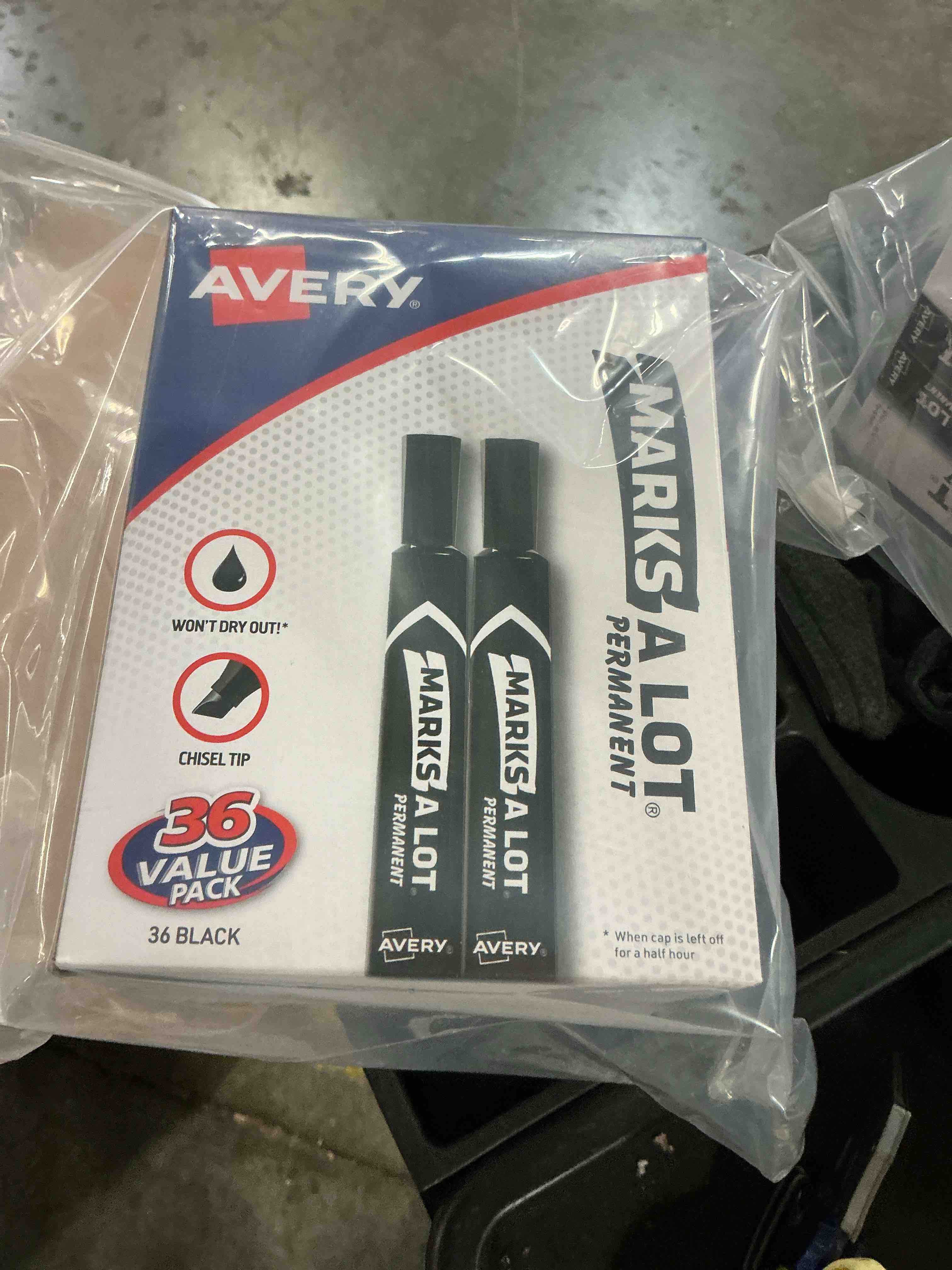 Condition photo showing New/Like New for avery marks-a-lot large desk-style chisel tip, value pack 36 black permanent markers are perfect for signs and posters (98206) 36 markers regular chisel tip