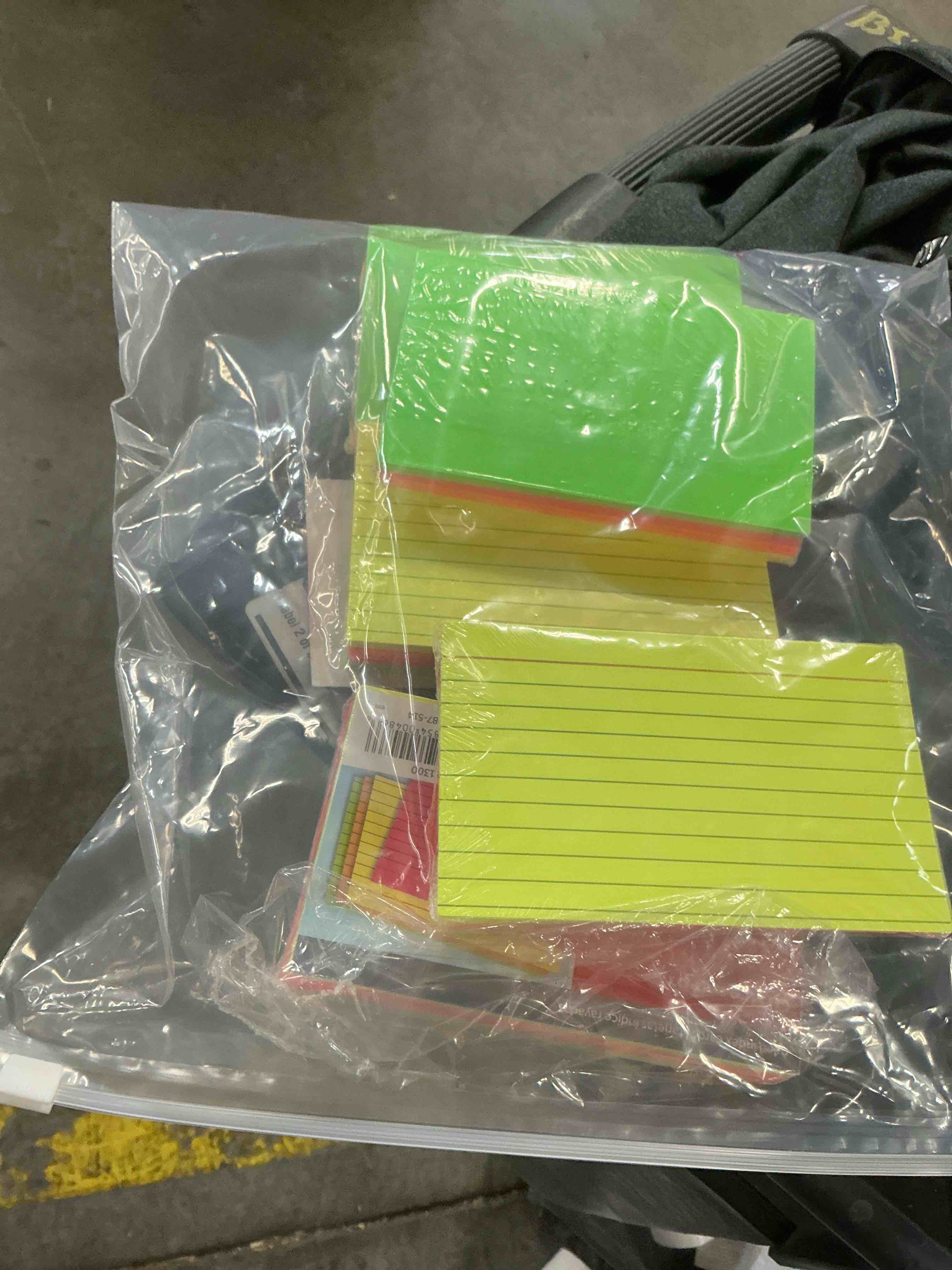 Condition photo showing New/Like New for office depot glow index cards  3in. x 5in.  assorted colors  pack of 300  od81300