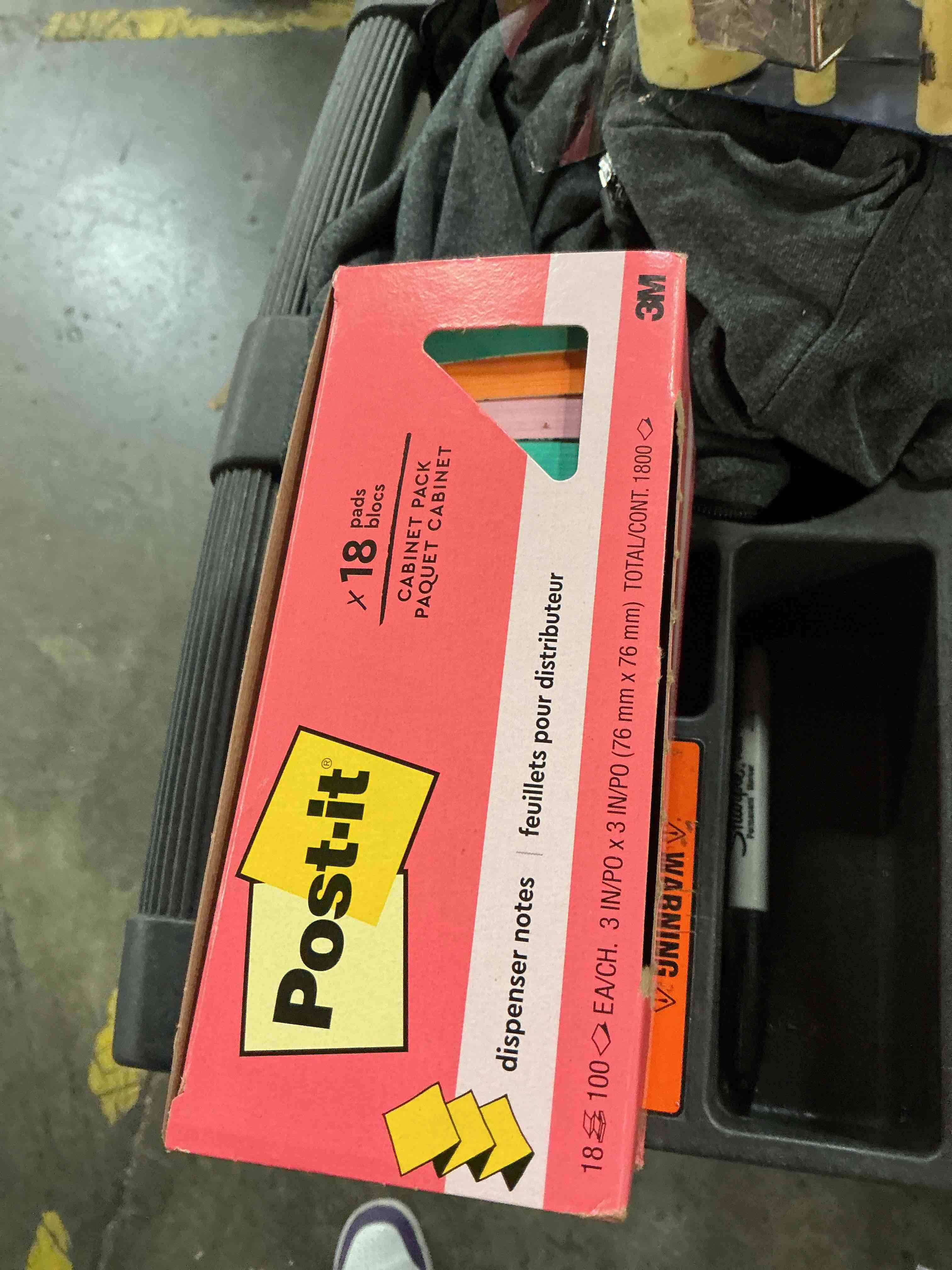 Condition photo showing New/Like New for post-it pop-up notes, 3x3 in, 18 pads, america's #1 favorite sticky notes, poptimistic collection, bright colors (pink, orange, blue), clean removal, recyclable (r330-18ctcp)