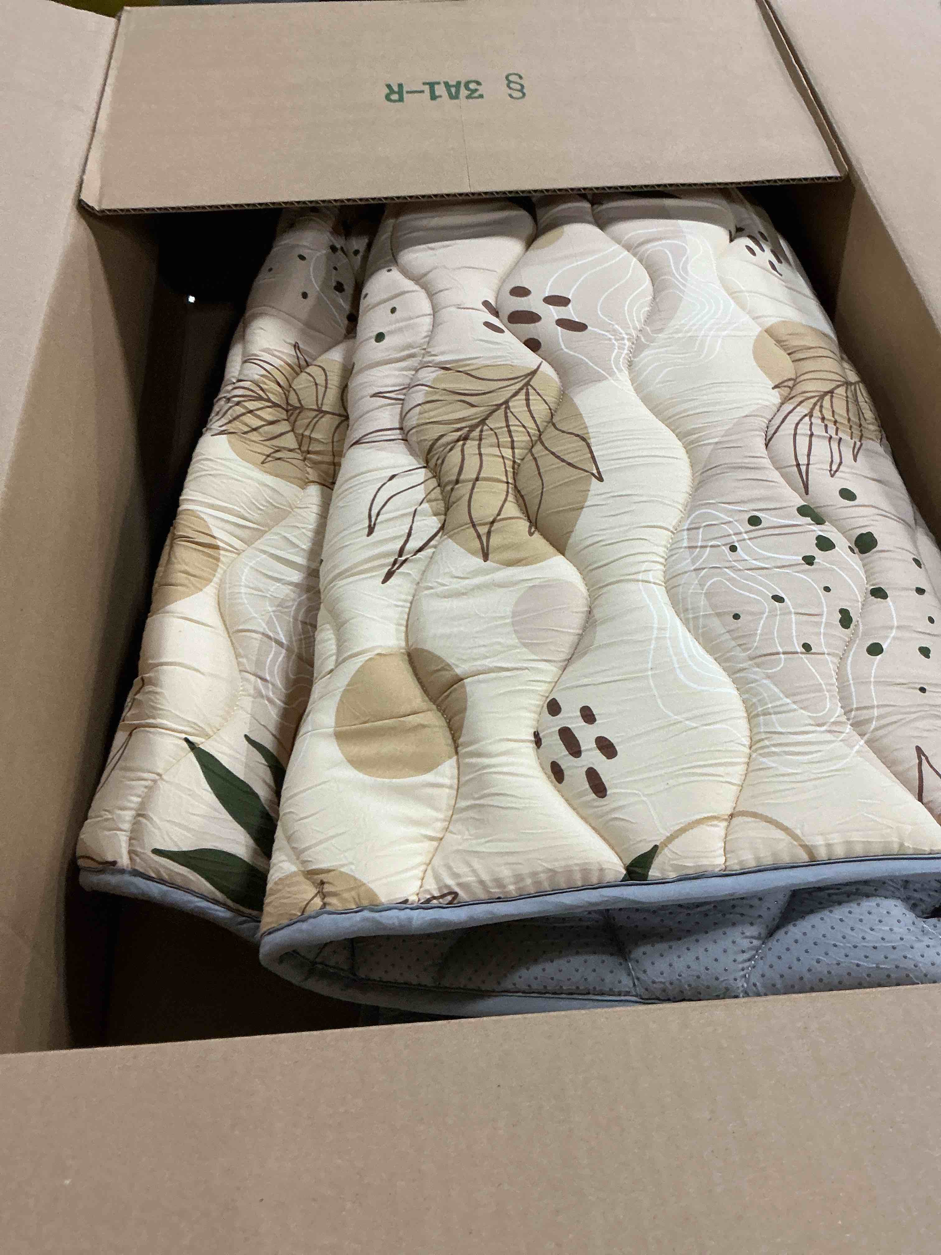 Condition photo showing Good Condition for blissful diary baby play mat, 59x59 thick and larger soft cushioned foam mat for floor, non-slip washable playmat for toddlers, earth tones design earth tones 59" x 59"
