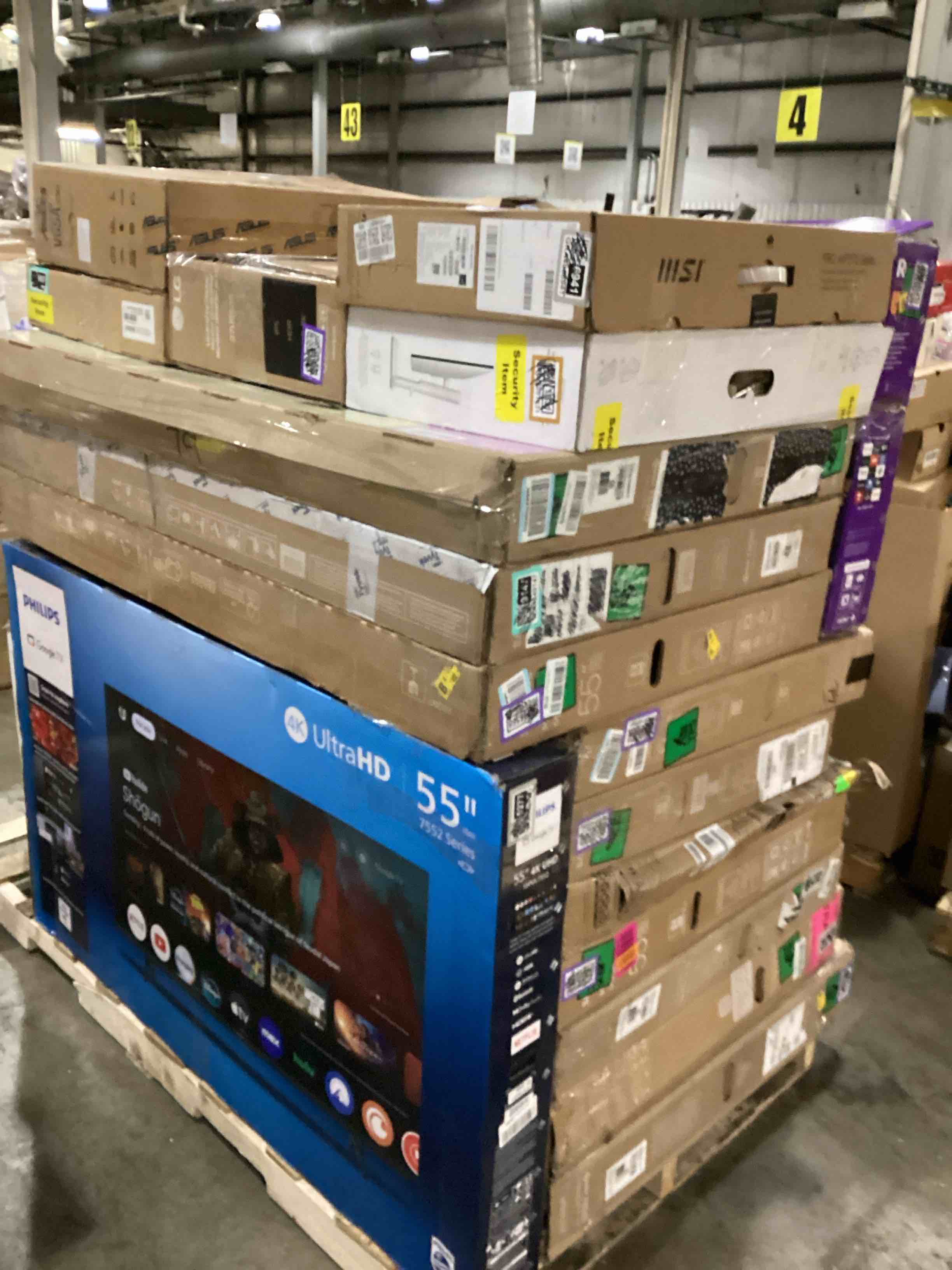 Assortment of defective electronics for parts 