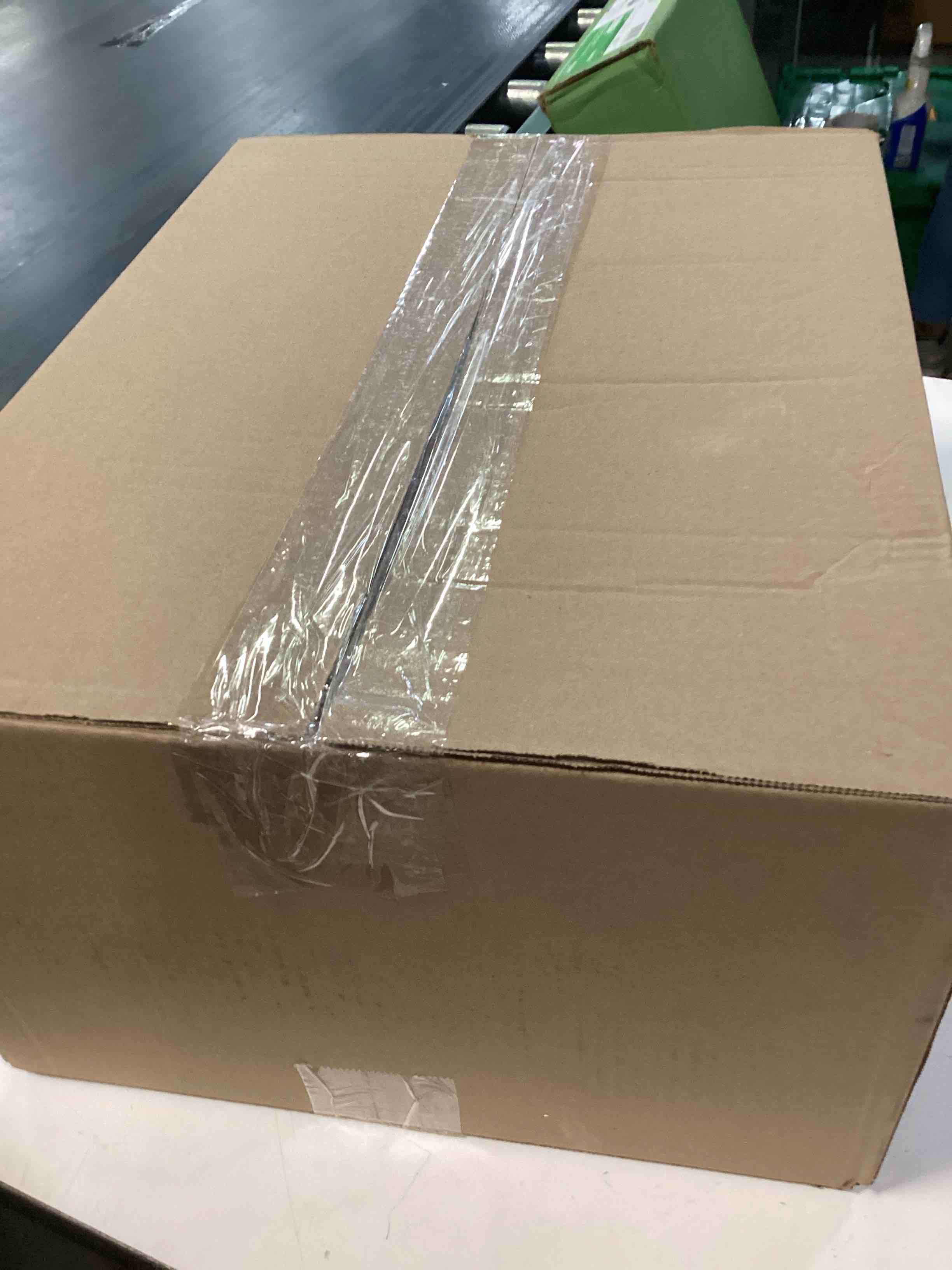 Condition photo showing New/Like New for oxbow western timothy hay, rabbit & guinea pig hay, high fiber, usa, 90 oz | oxbow timothy hay, bunny hay for rabbits, guinea pigs, bunnies and chinchillas, hand-sorted, de-dusted, made in usa all natural 90 ounce (pack of 1)