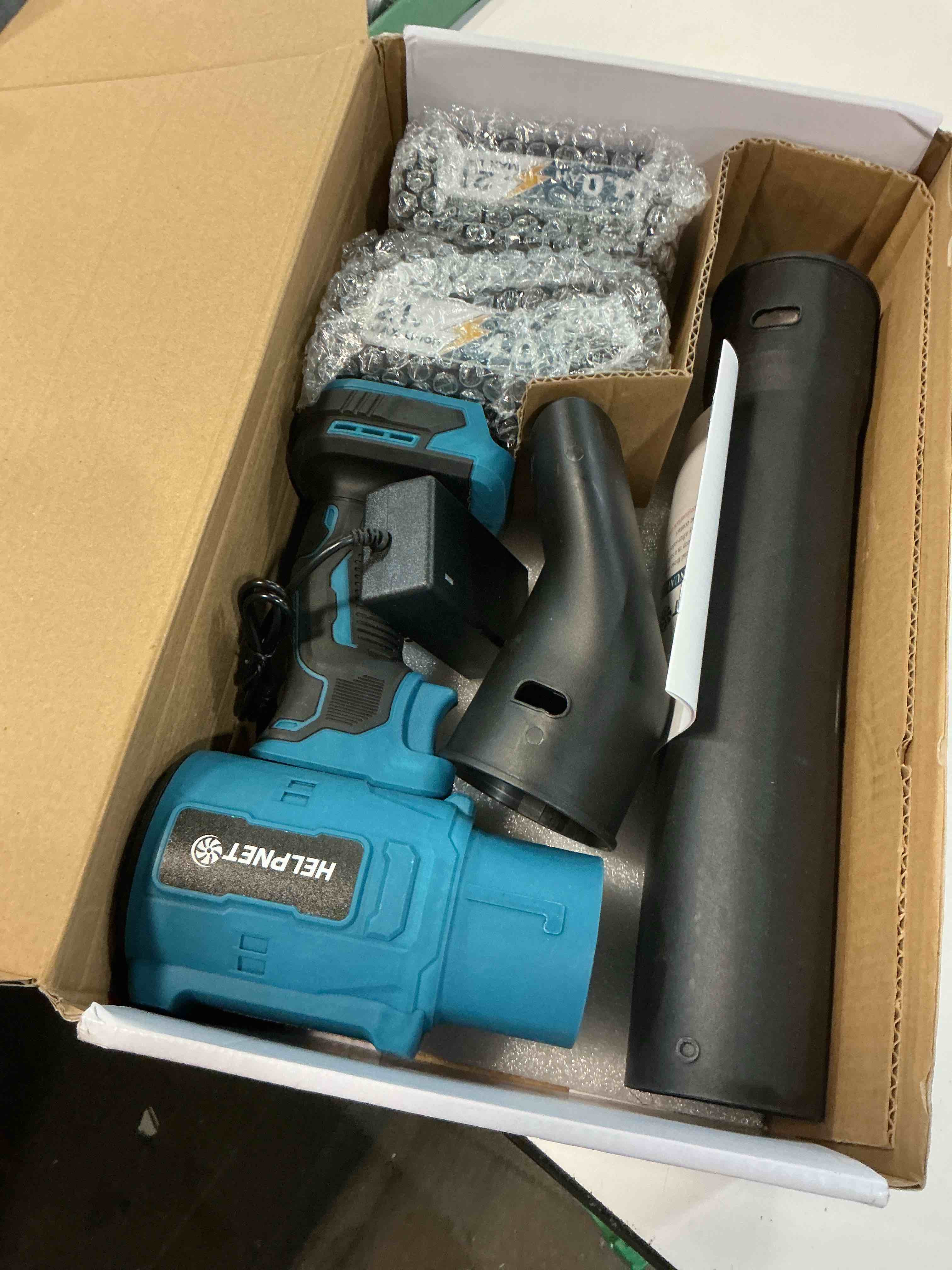 https://s3.amazonaws.com/lotting-images-prod/bidfta/PPE7017009_1789384613475.jpeg