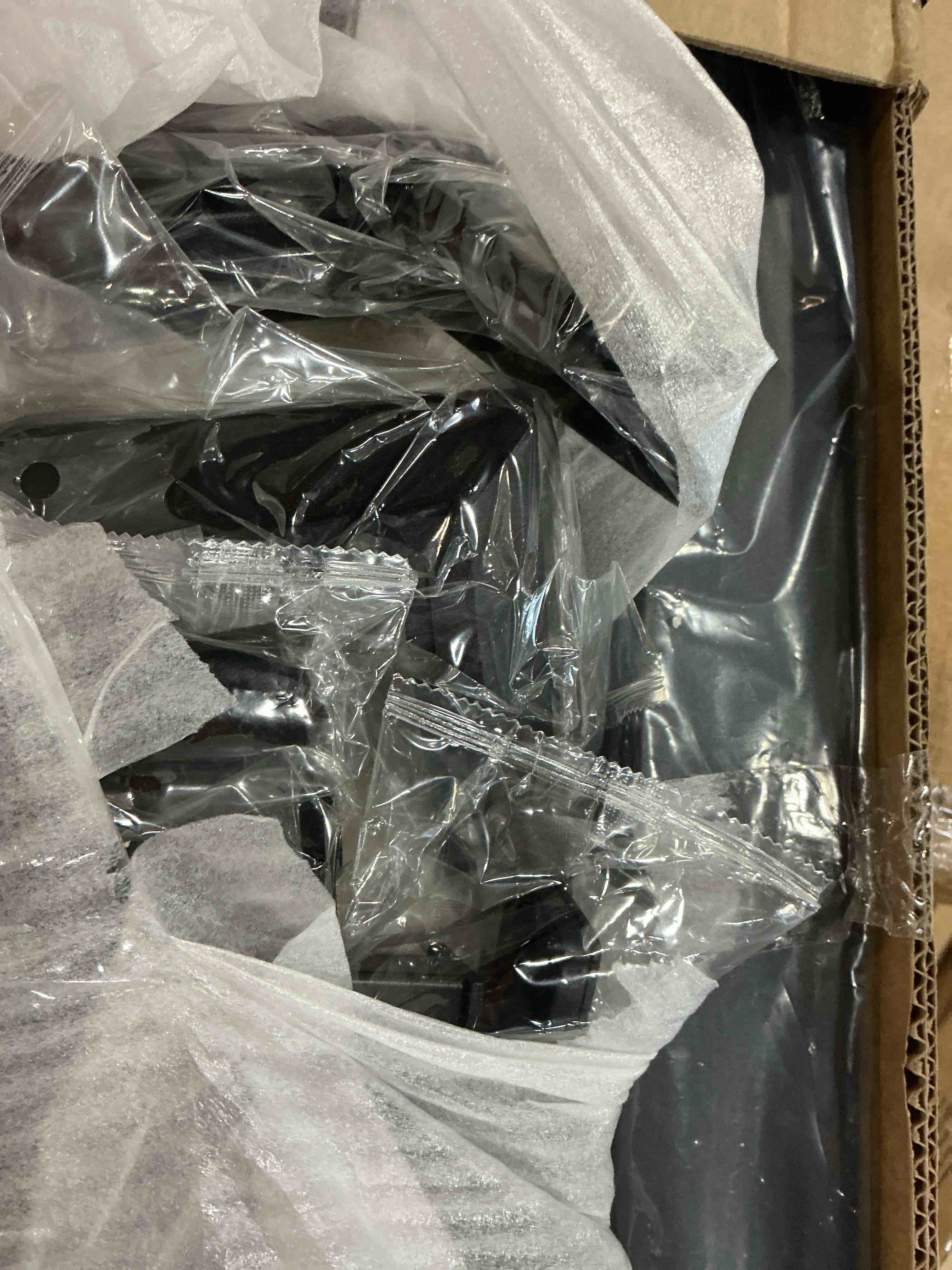 https://s3.amazonaws.com/lotting-images-prod/bidfta/PPE7020231_1789411225441.jpeg
