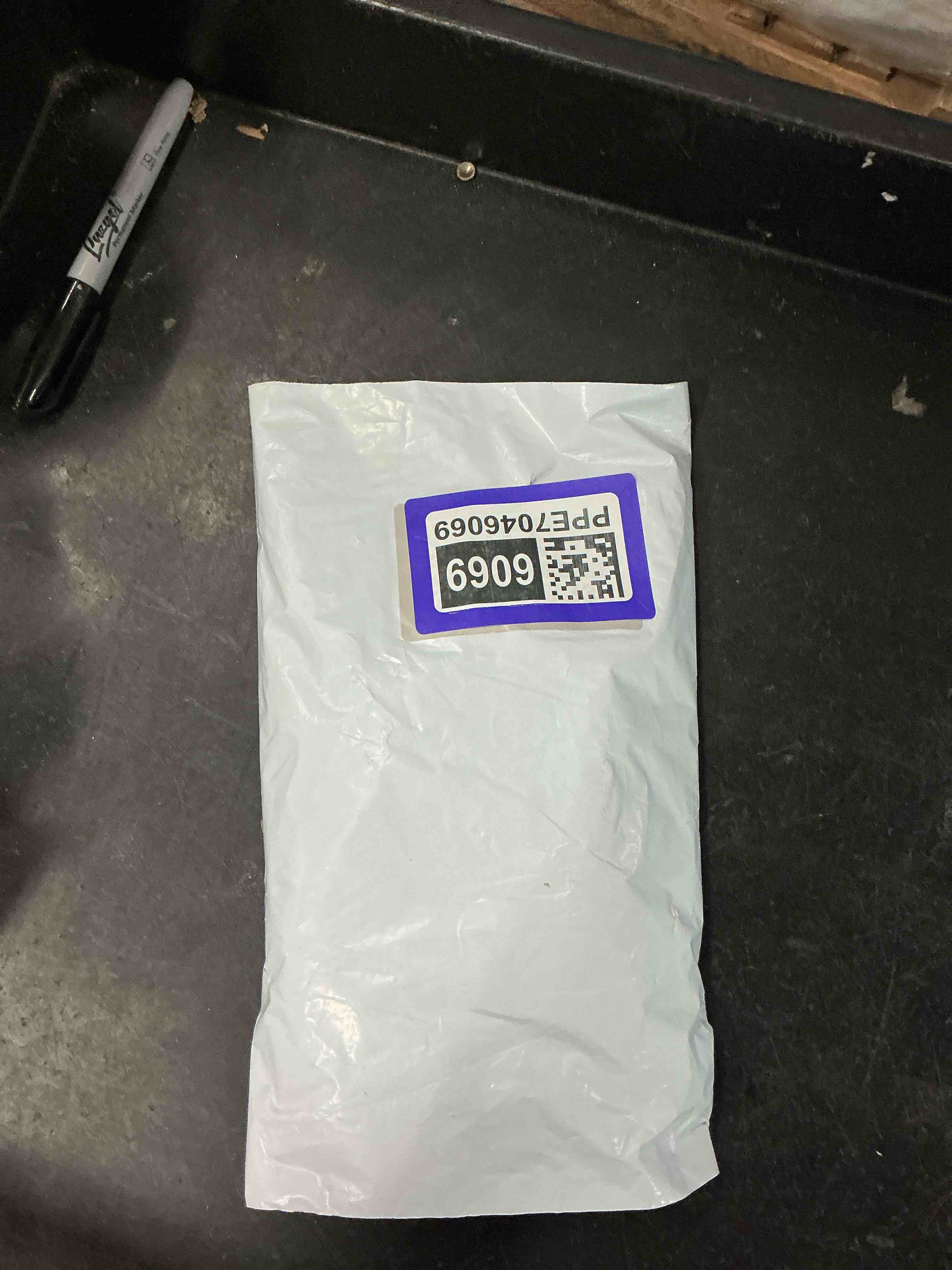 https://s3.amazonaws.com/lotting-images-prod/bidfta/PPE7046069_1789569755136.jpeg