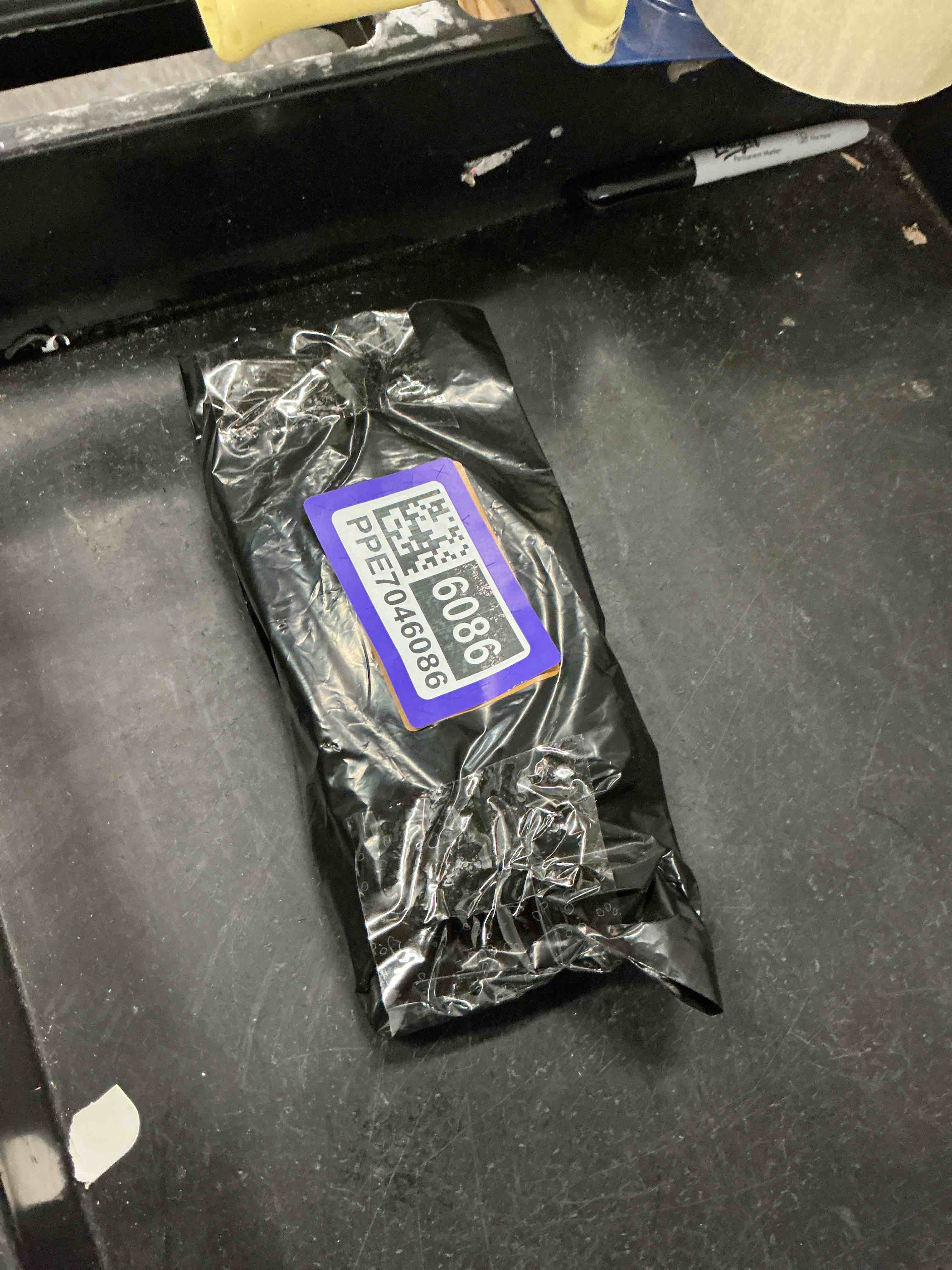 https://s3.amazonaws.com/lotting-images-prod/bidfta/PPE7046086_1789575265896.jpeg